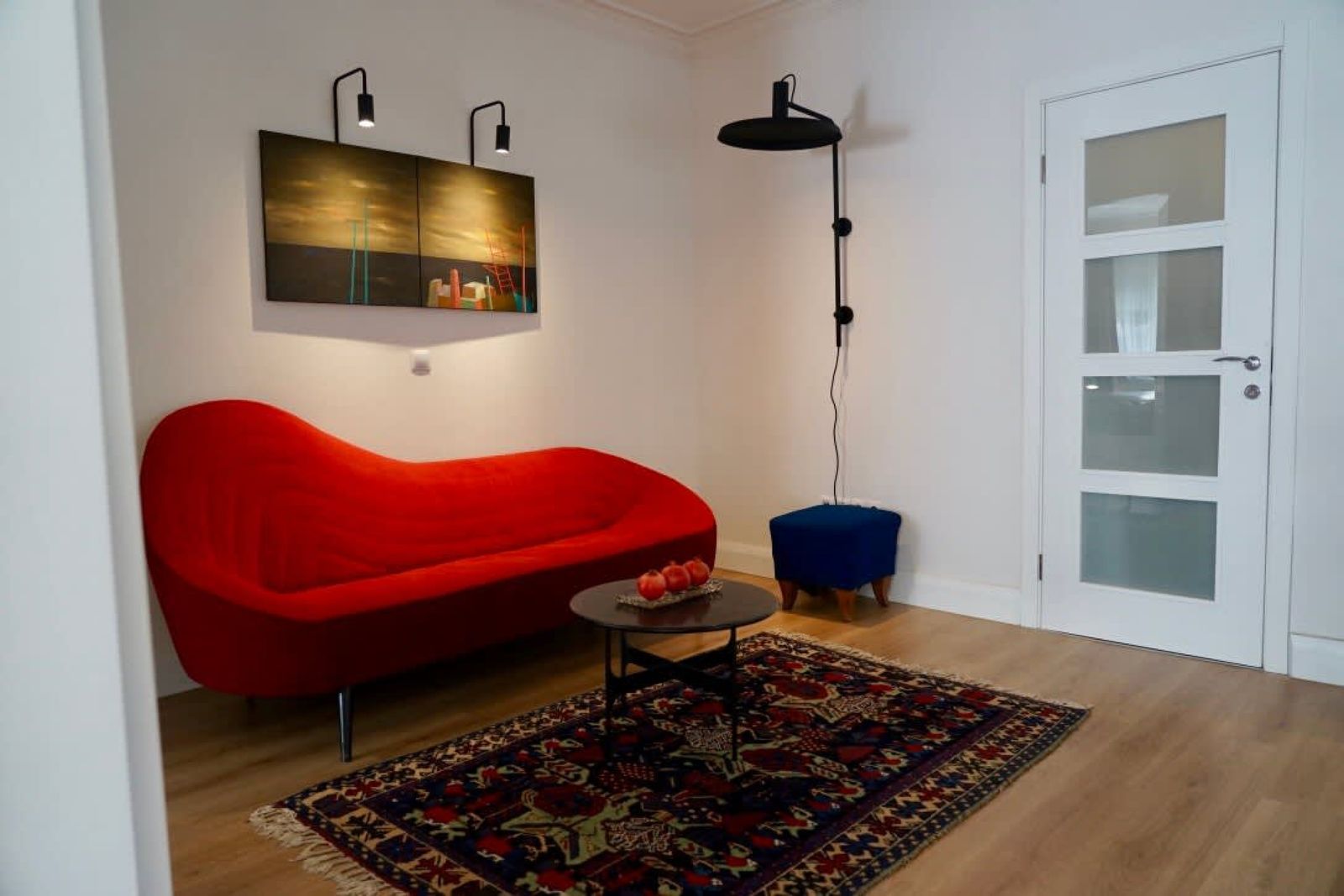 A French affair. With parking, style and elegance. - Photo 94