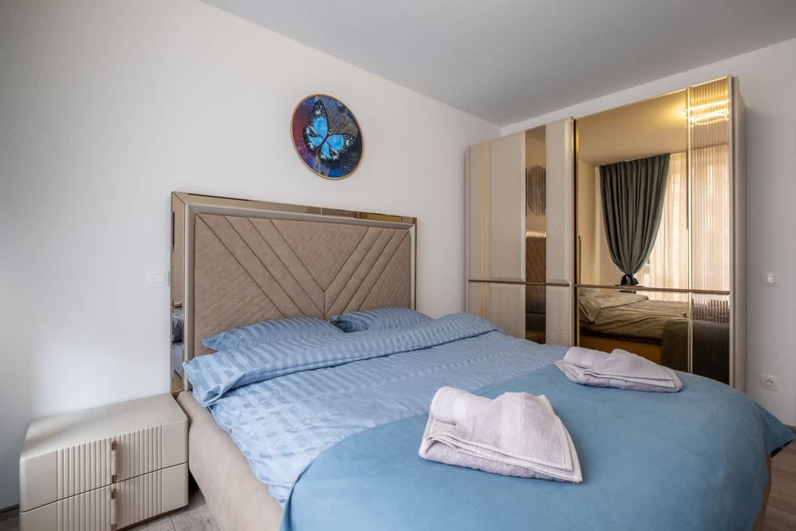 Elegant Deluxe - 2 Bedrooms apt. - Photo 15