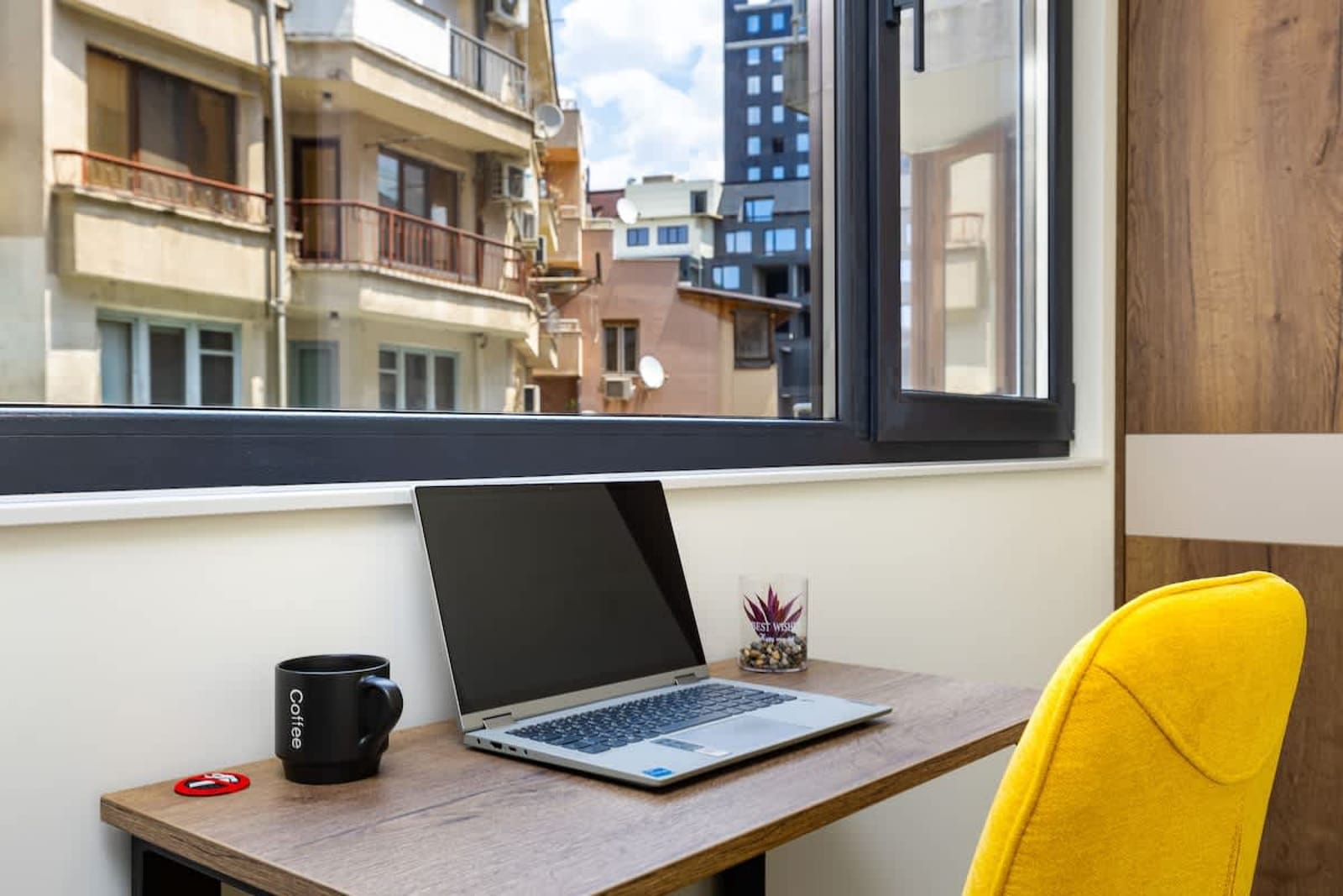 Stylish 1BD with Desk in Karshiaka - Photo 6