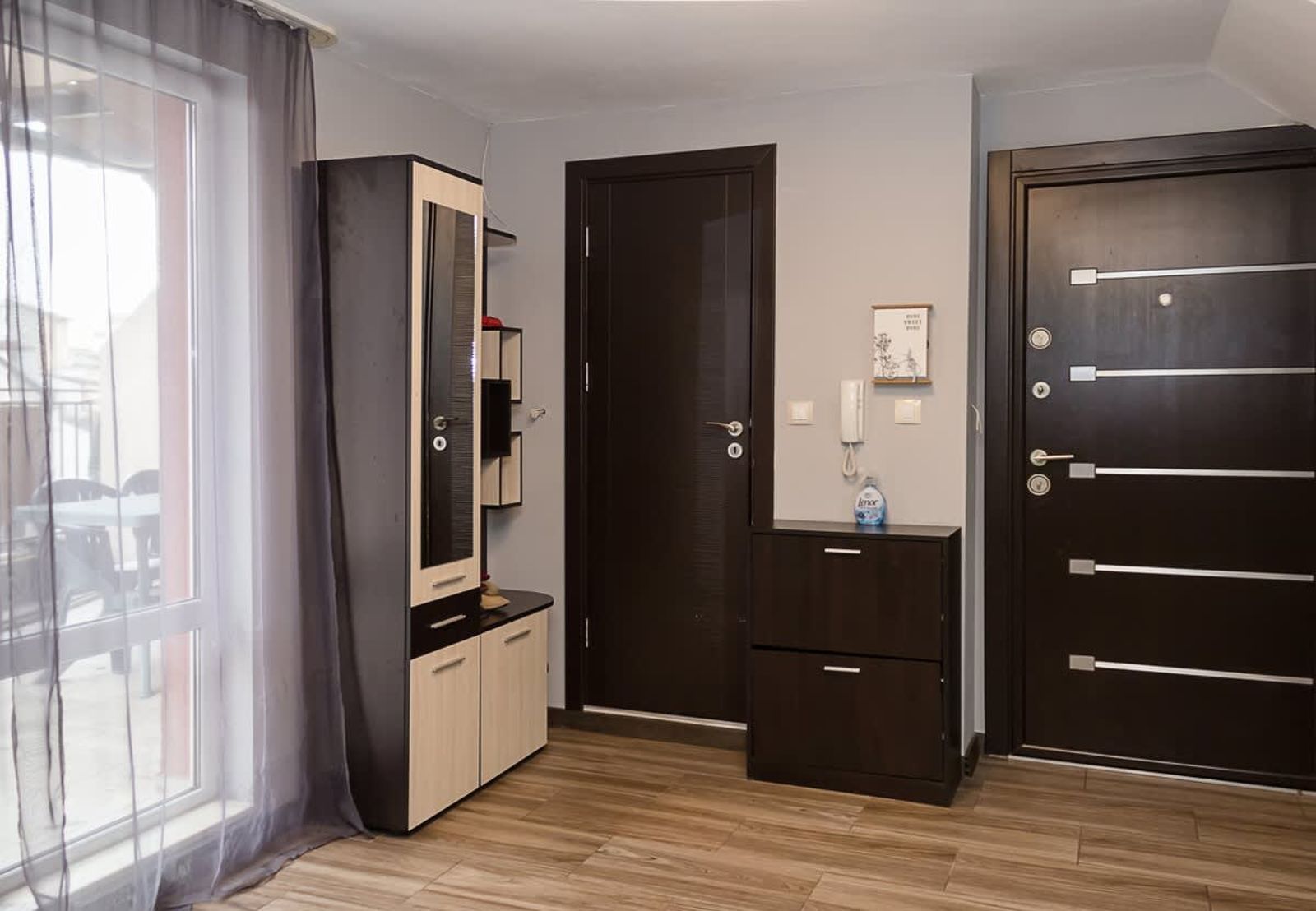 Modern 2-Level Apartment with Balcony in Varna - Photo 15