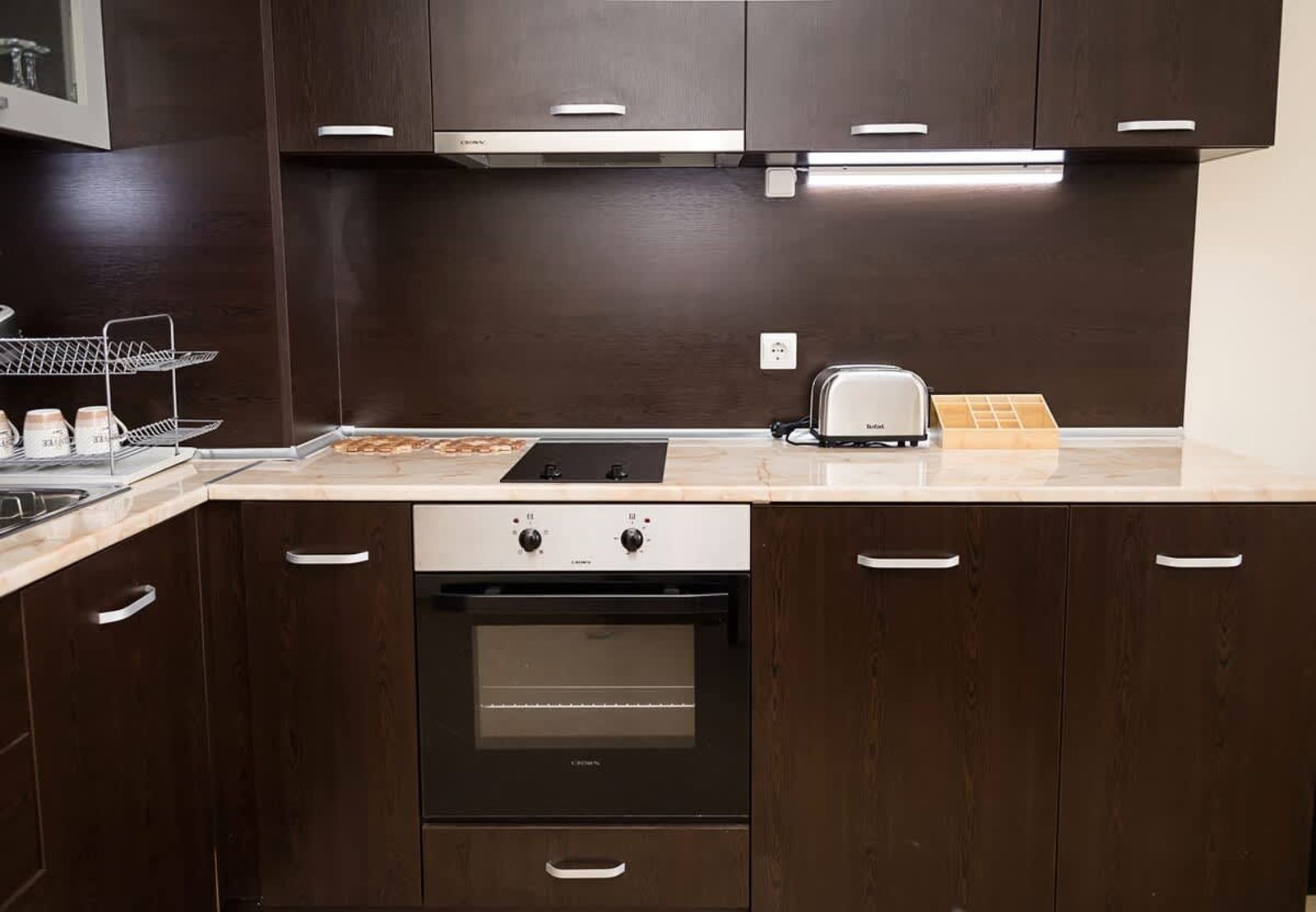 Seaside Bliss: Elegant 1BD with Stunning View - Photo 12