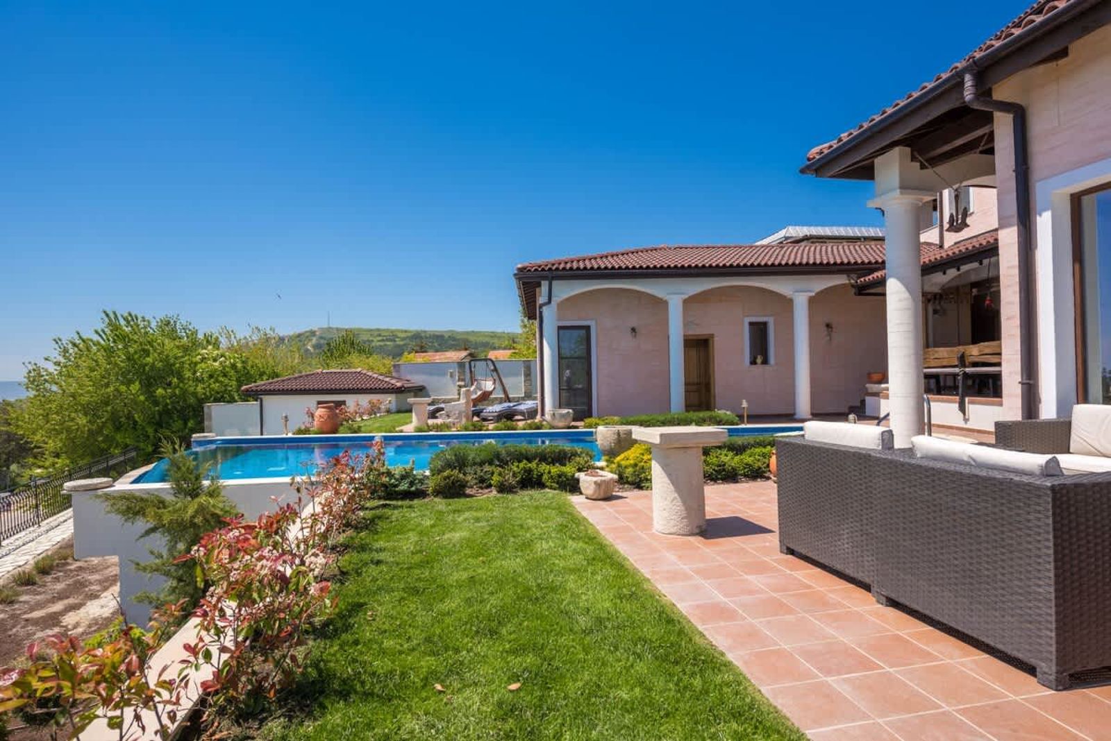 Hacienda Del Sol | Heated Pool - Photo 7