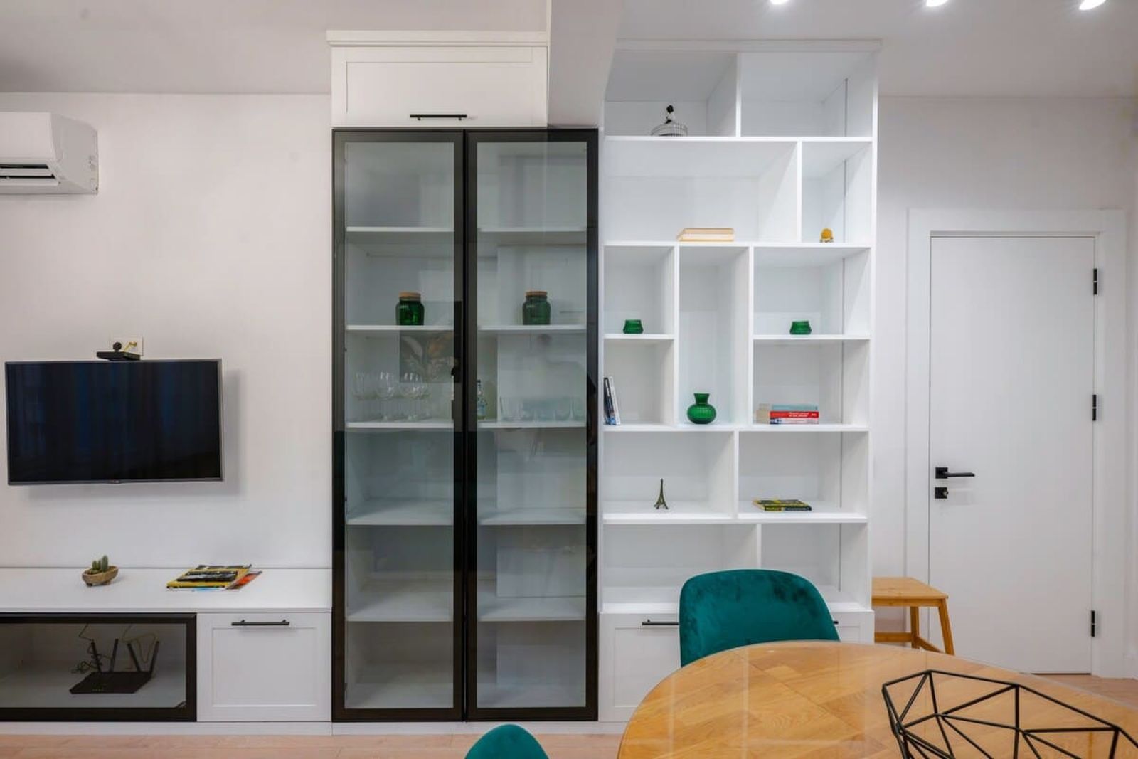 Bright &amp; Modern 2BD Apartment on Oborishte - Photo 7