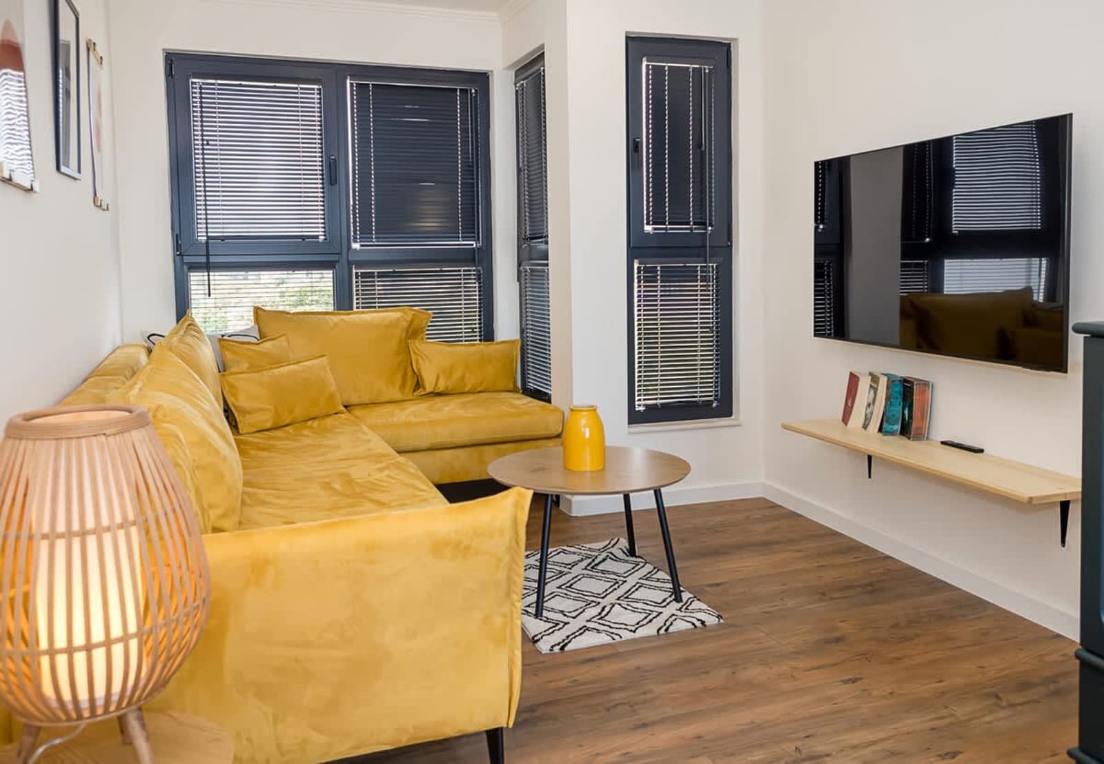 Cozy &amp; Bright 2-BR Flat Next to Grand Mall Varna - Photo 13