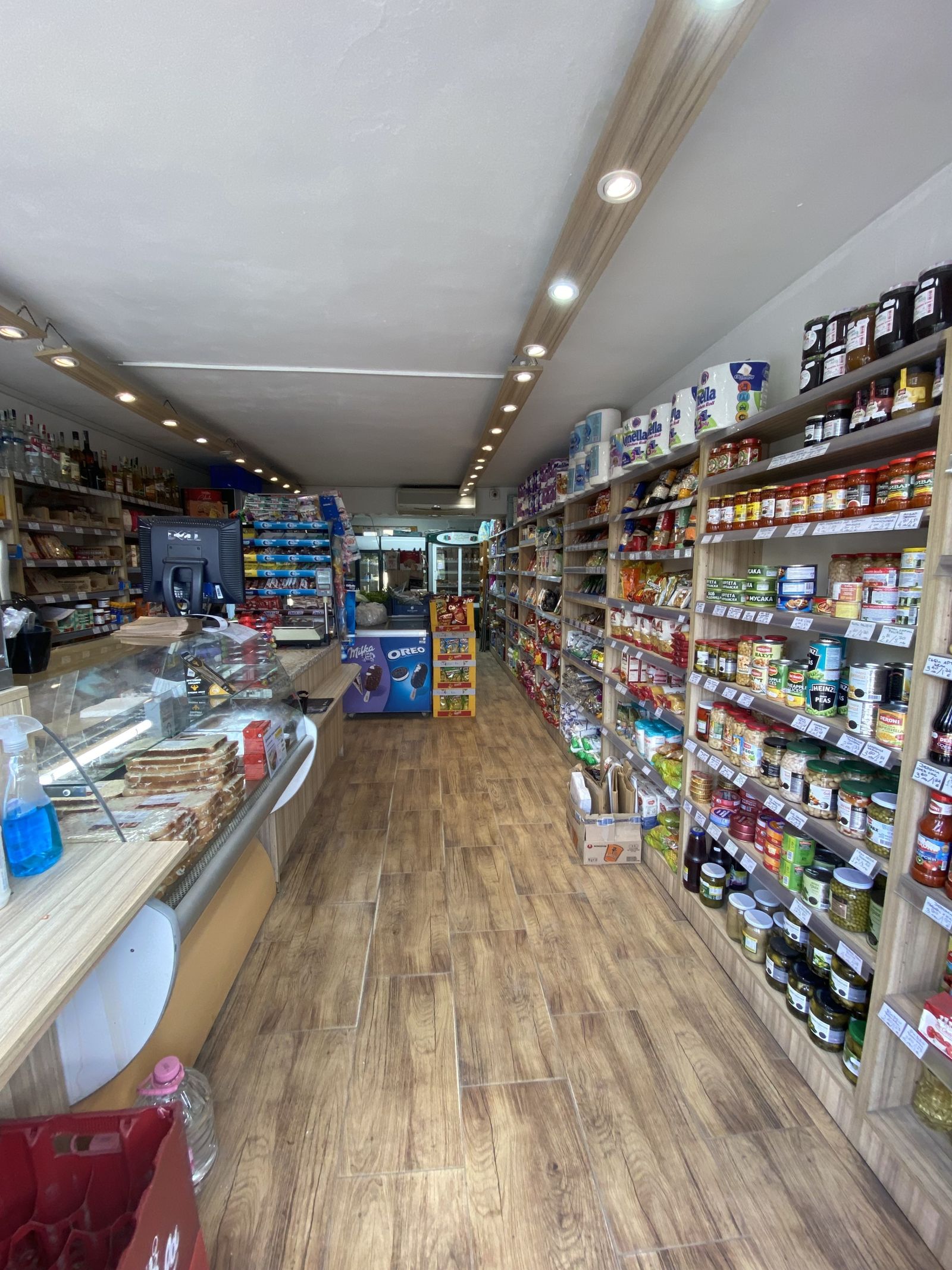 Residential Area Mini Market - Photo 2