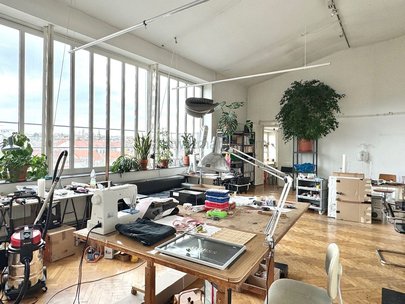 Location 146 - Cover Photo