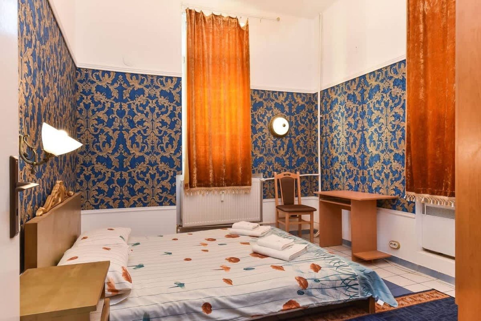 Historical Lion's Bridge 1-Bedroom Apartment - Photo 7