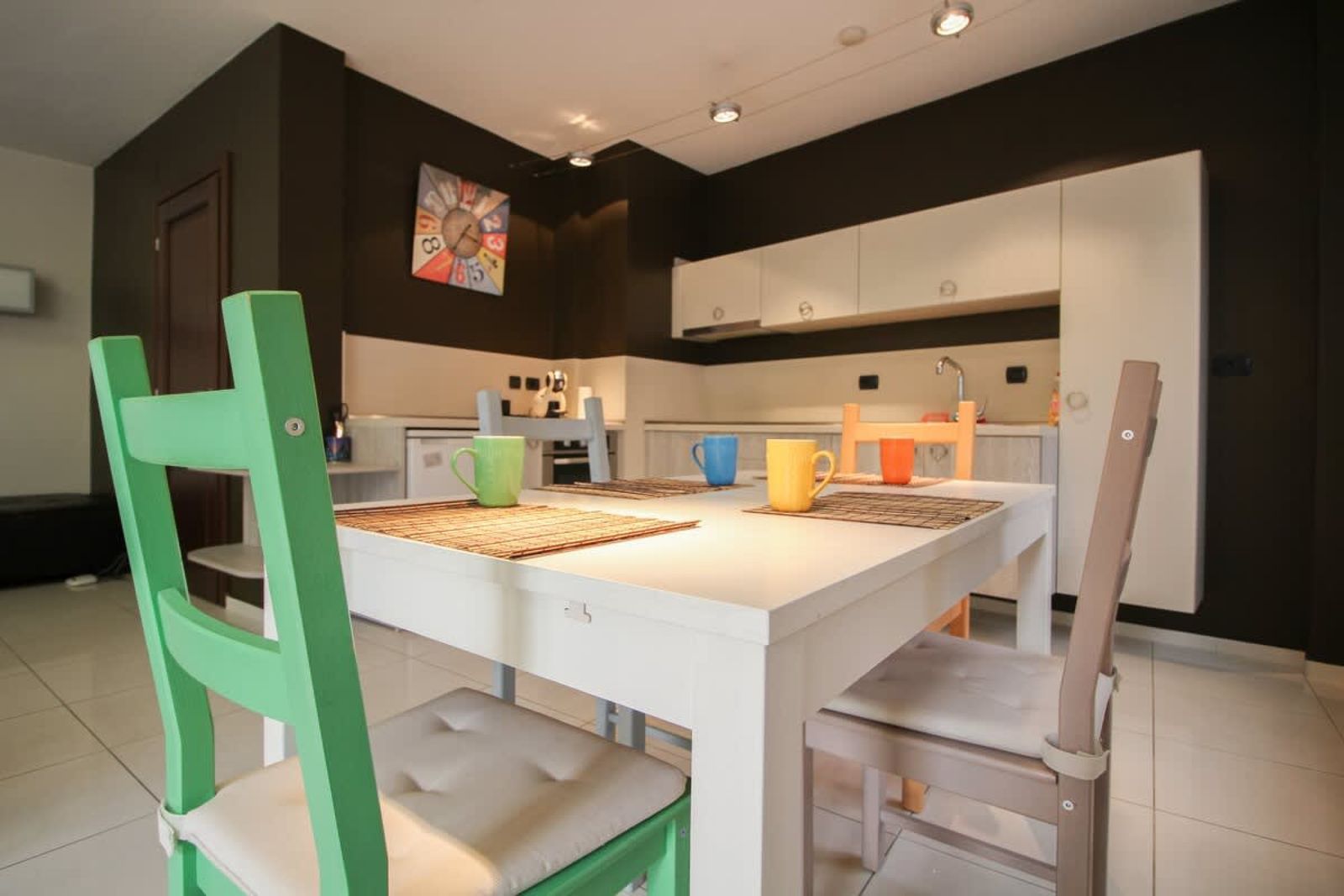 Trendy &amp; Deluxe Apartment - Photo 11