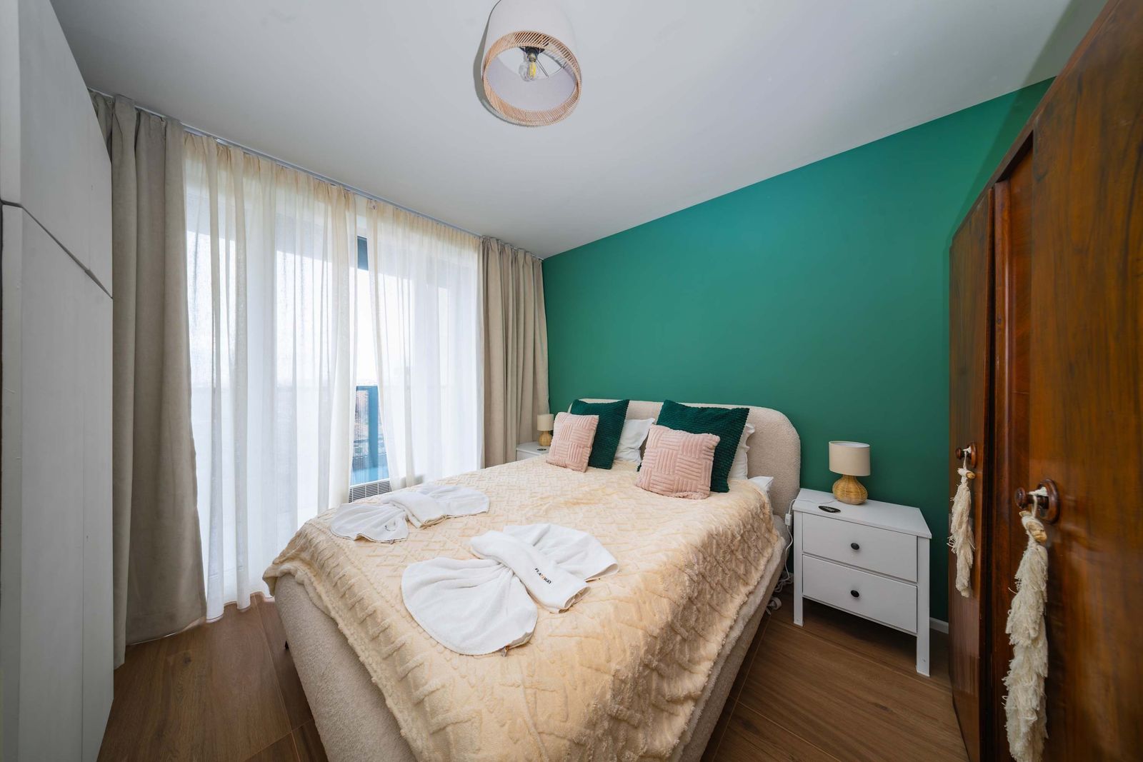 Charming 1BR with Balcony and View - Photo 15