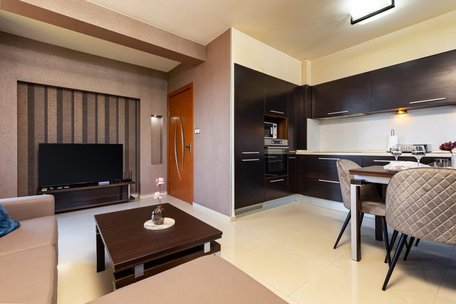 Modern 2BD - 14 min to Medical University - Photo 17