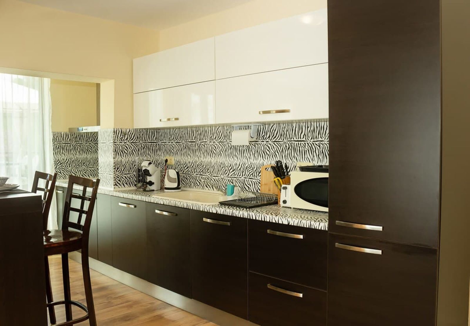 Cozy 1BD Apartment with a Spacious Terrace - Photo 4