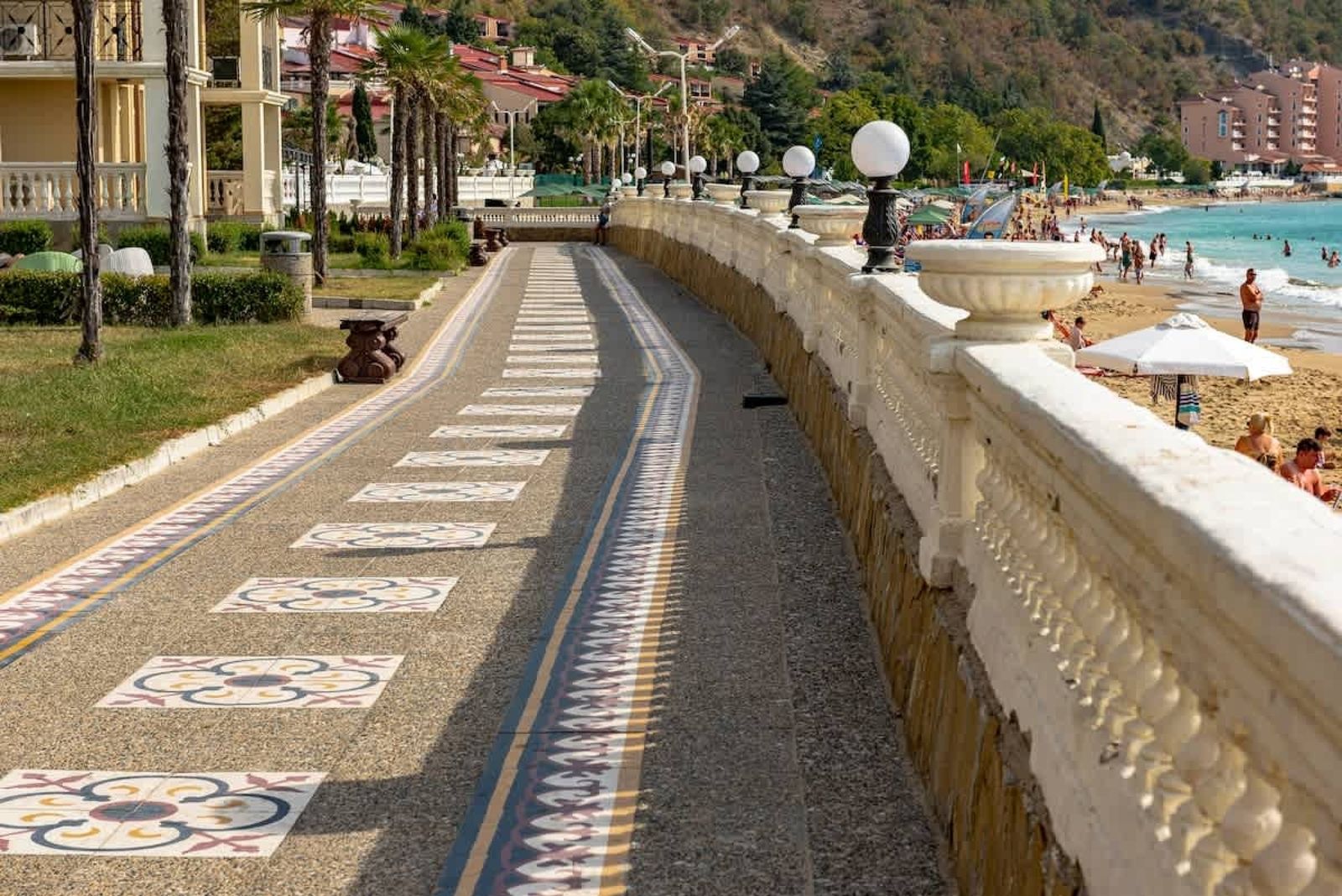 Atrium Apartment with balcony - Photo 25