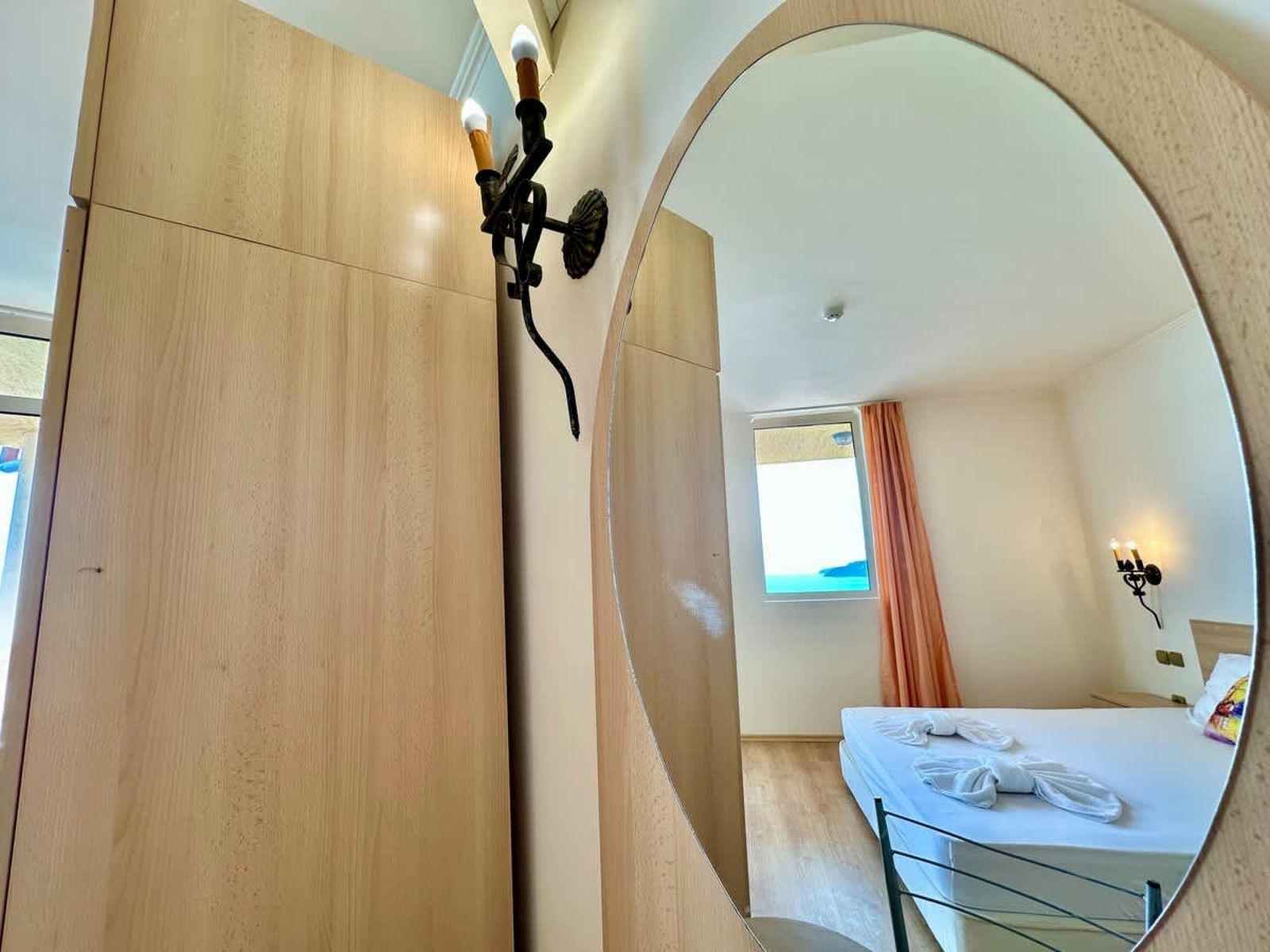 Atrium  Apartment with Sea View - Photo 31