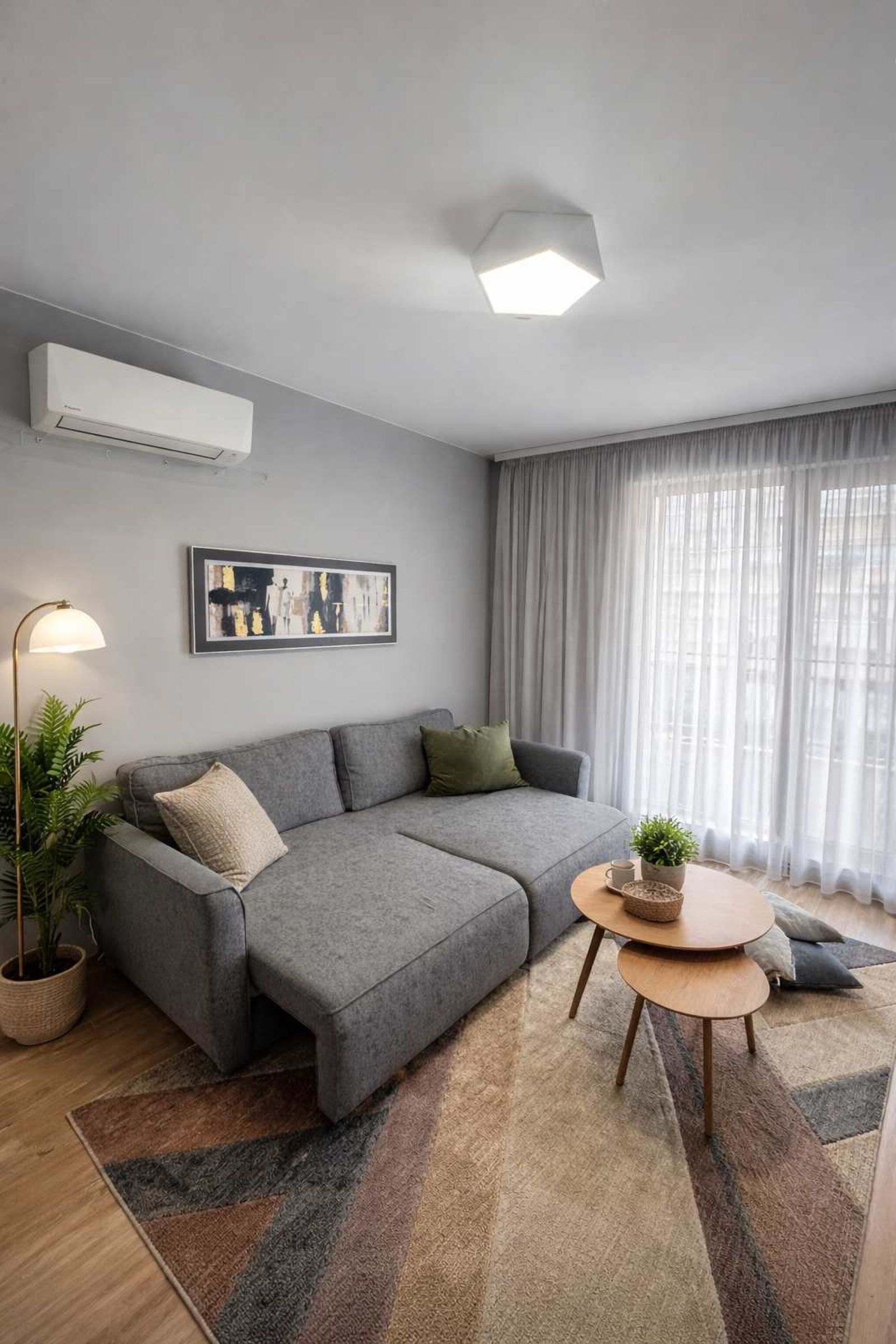 1BD Apartment next to the Sea Garden - Photo 7