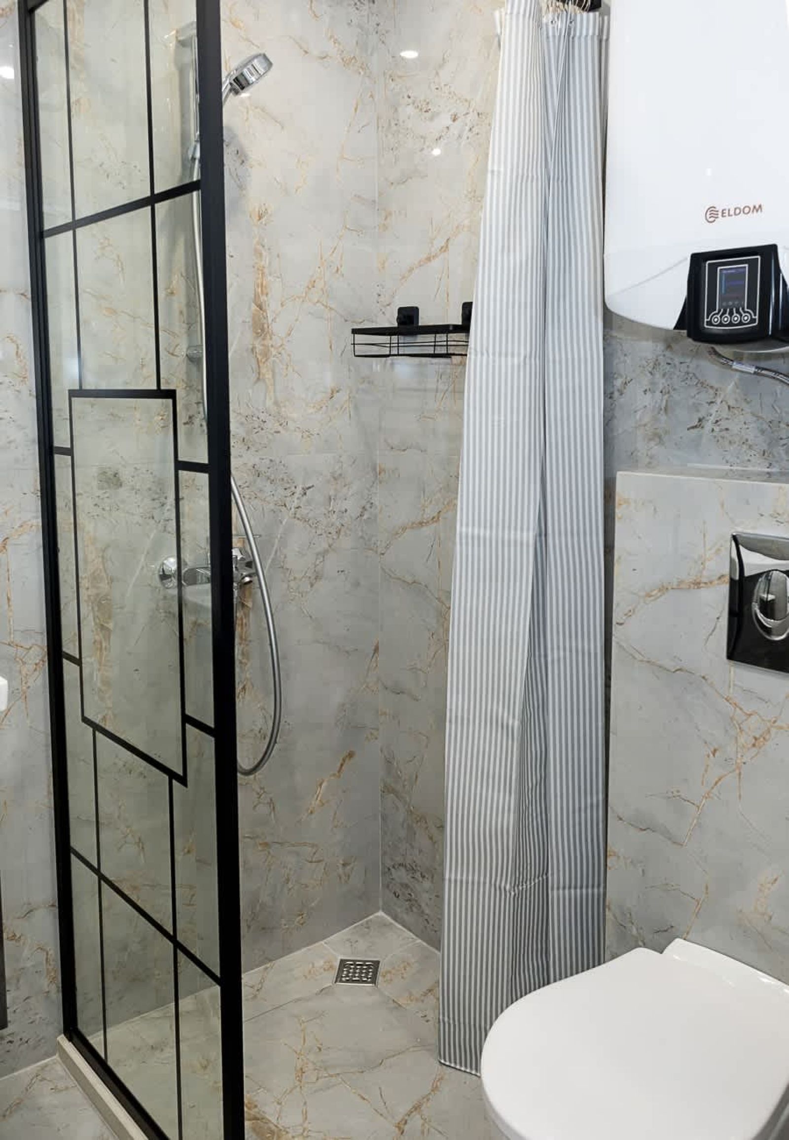 Stylish Studio with Balcony – Bella Vita, Varna - Photo 19