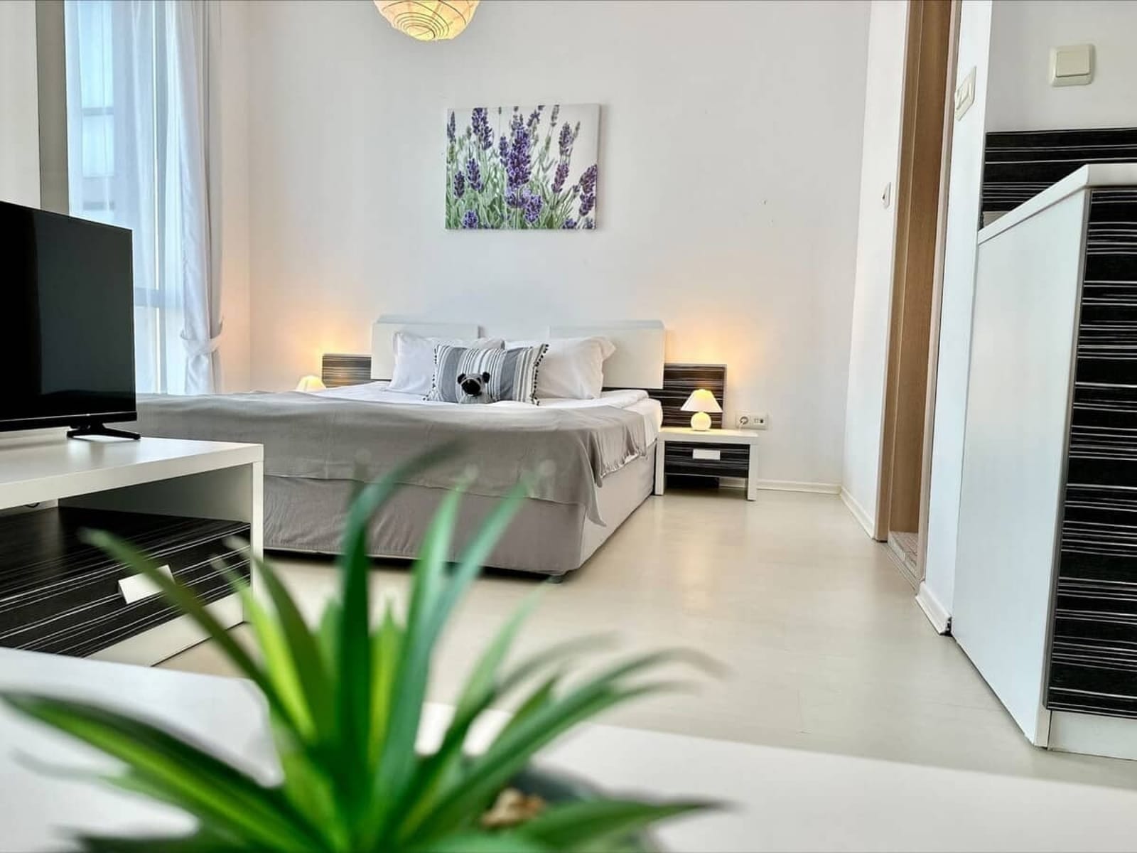 Cozy Rainbow 3  studio pool view - Photo 24