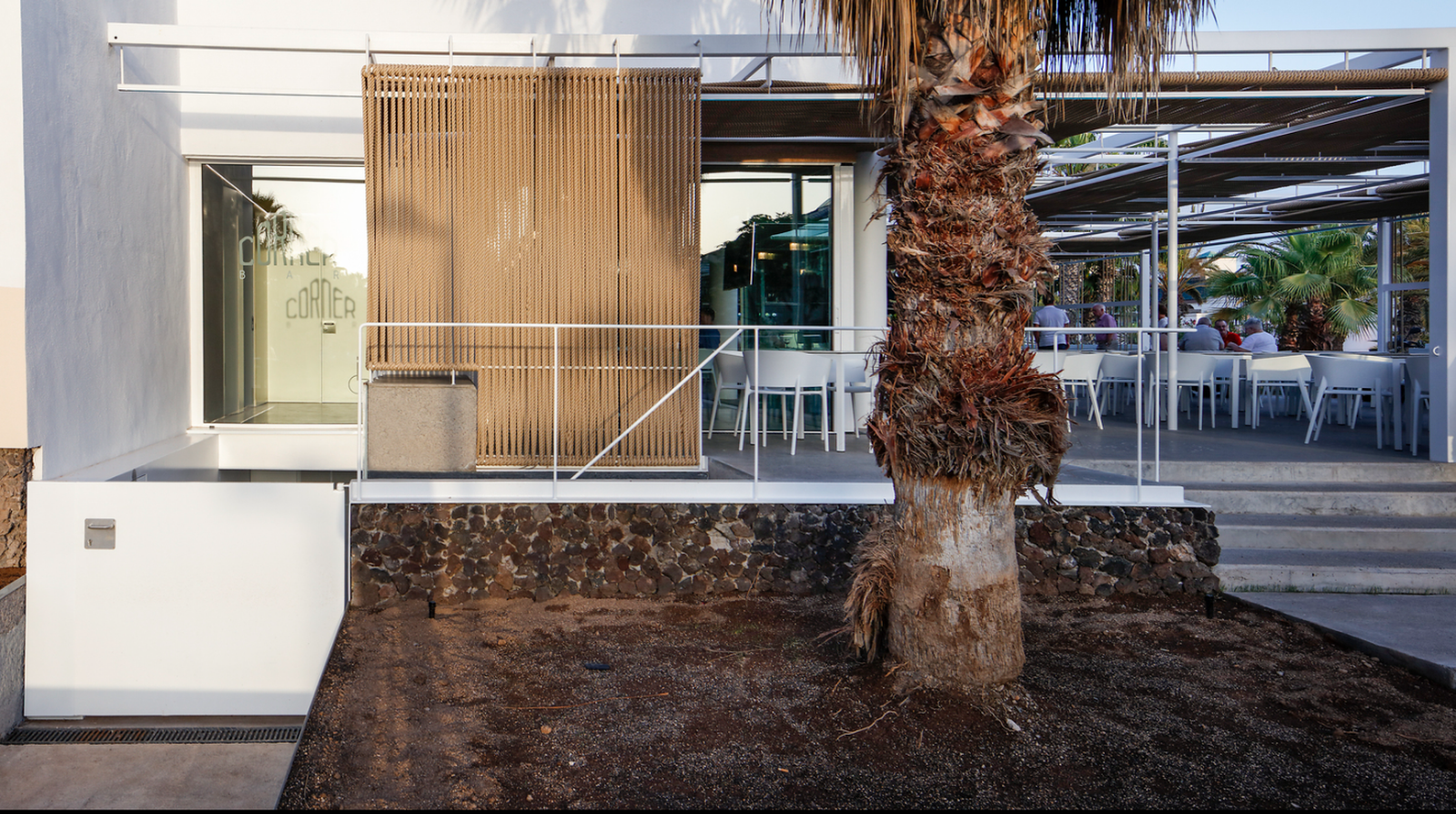 Corner Bar - Spain, Playa de la Américas - Photo 3