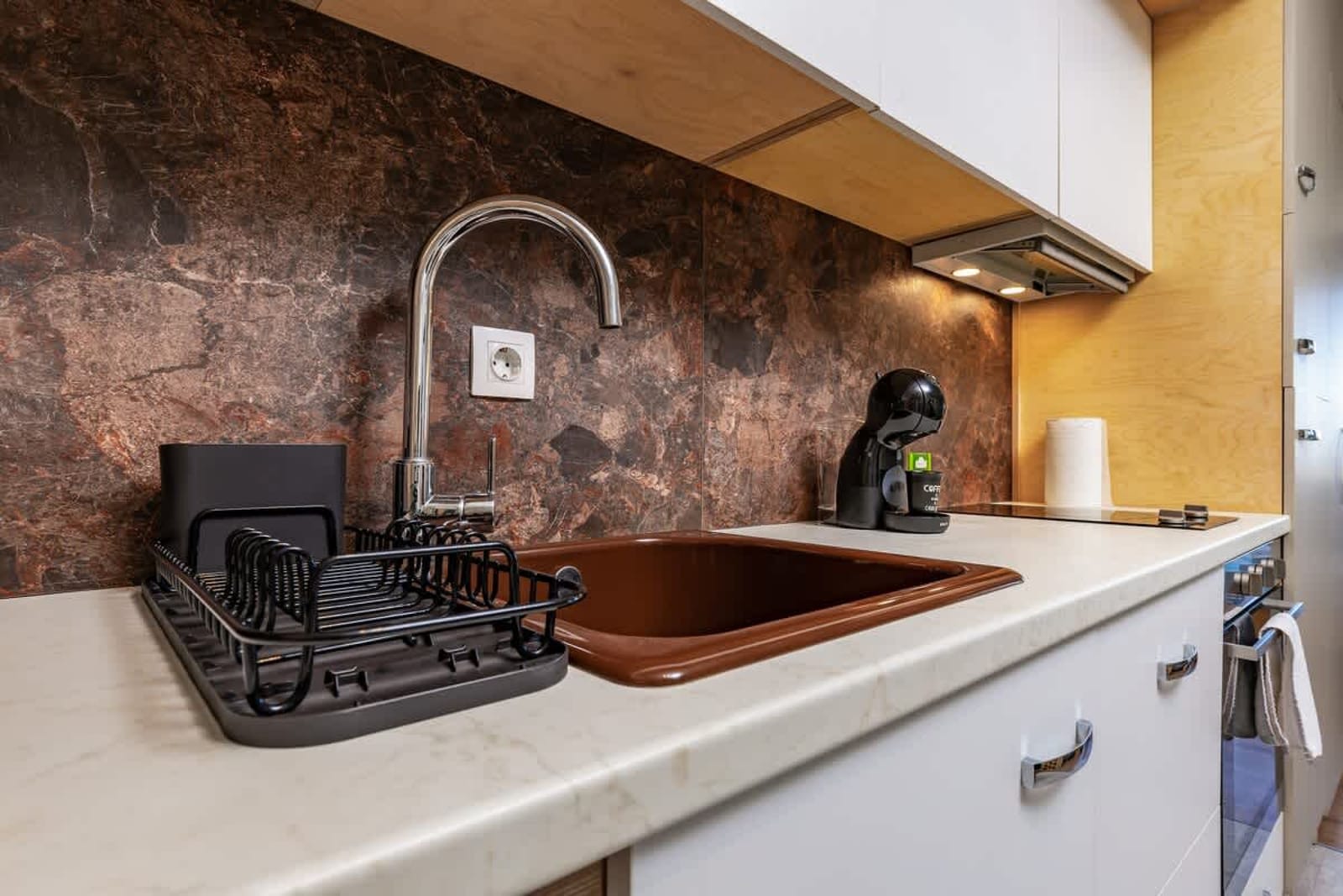 Plaza Nest - Cozy Studio Apartment - Photo 8