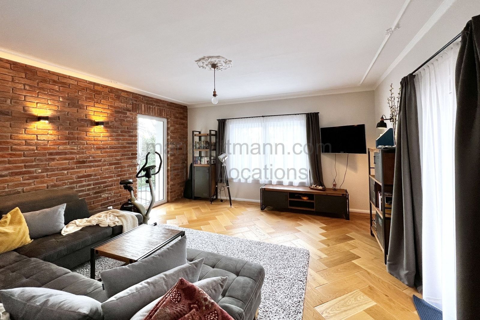 Location 236 - Photo 21