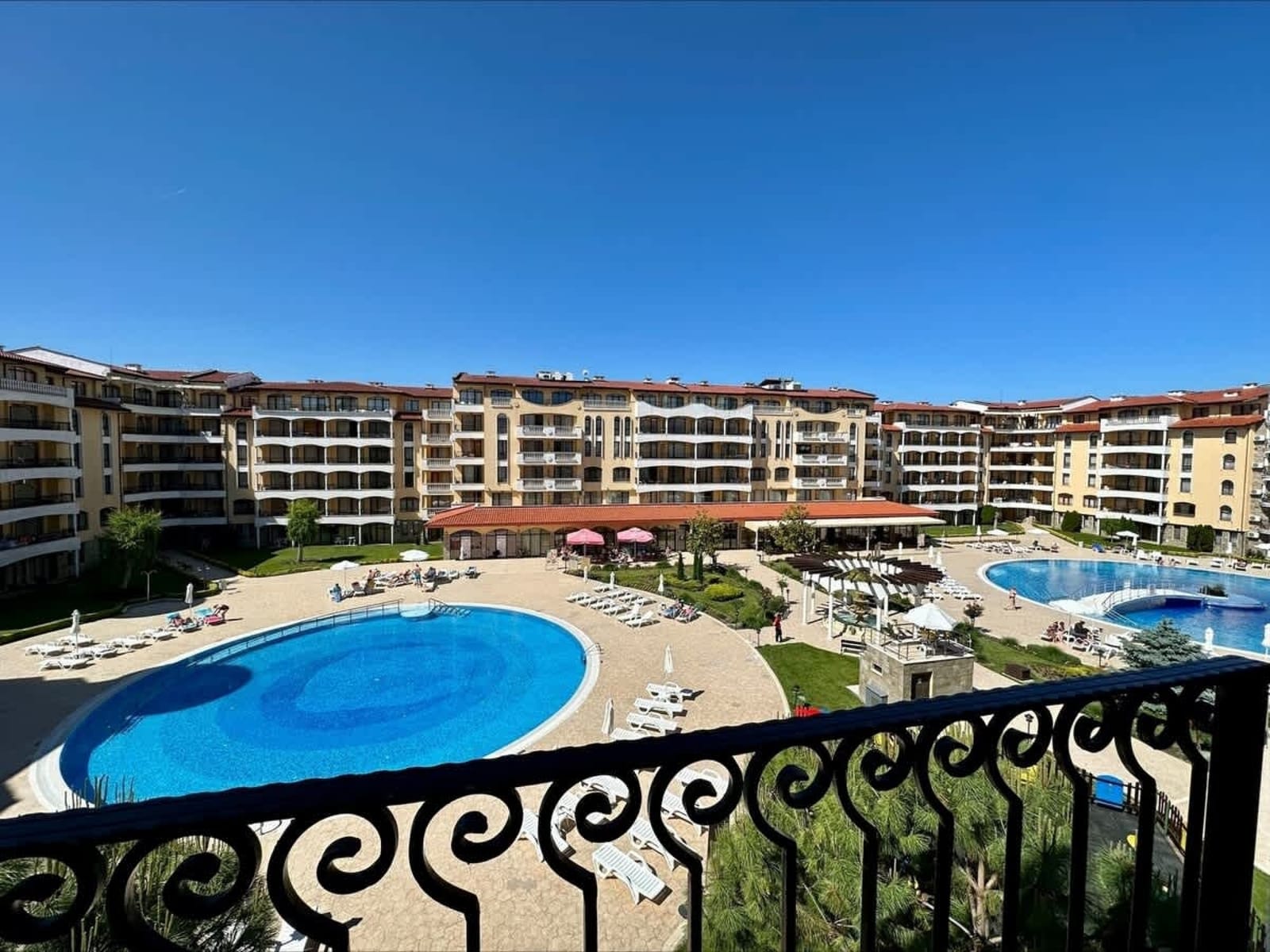 Cozy 1 bedroom pool view  Royal Sun - Photo 67