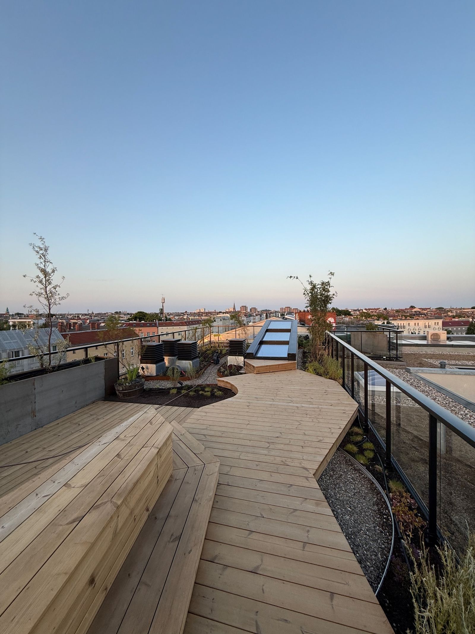 Design penthouse in Berlin Prenzlauer Berg with a large rooftop terrace - Photo 34
