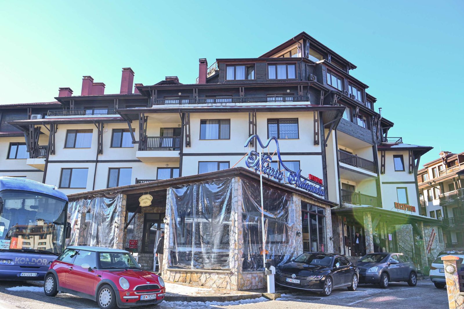 Cozy Riverside Studio in Maria Antoaneta Residence - Photo 13