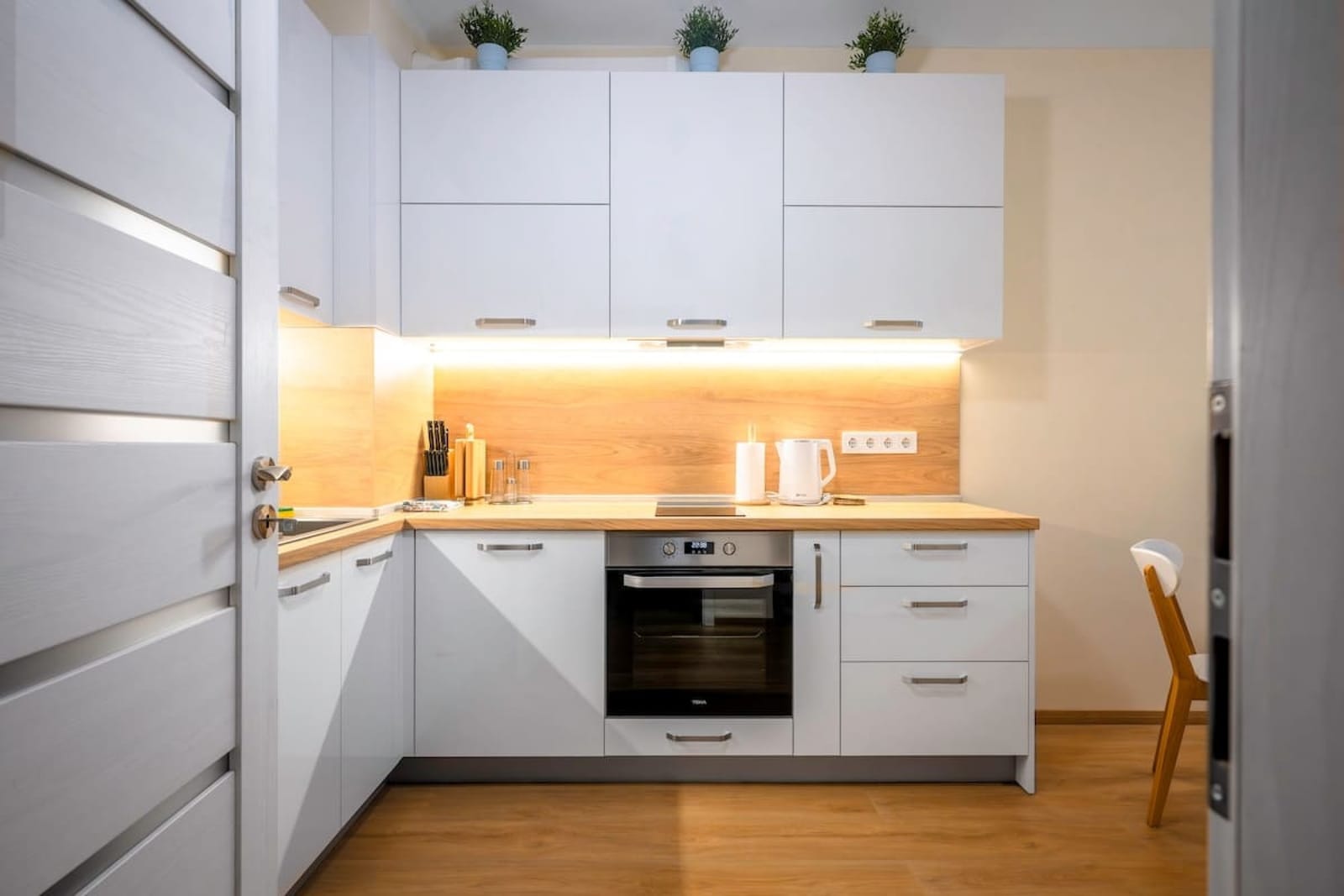 Bright and Cosy 1BD Flat:Perfect for Business Trip - Photo 2