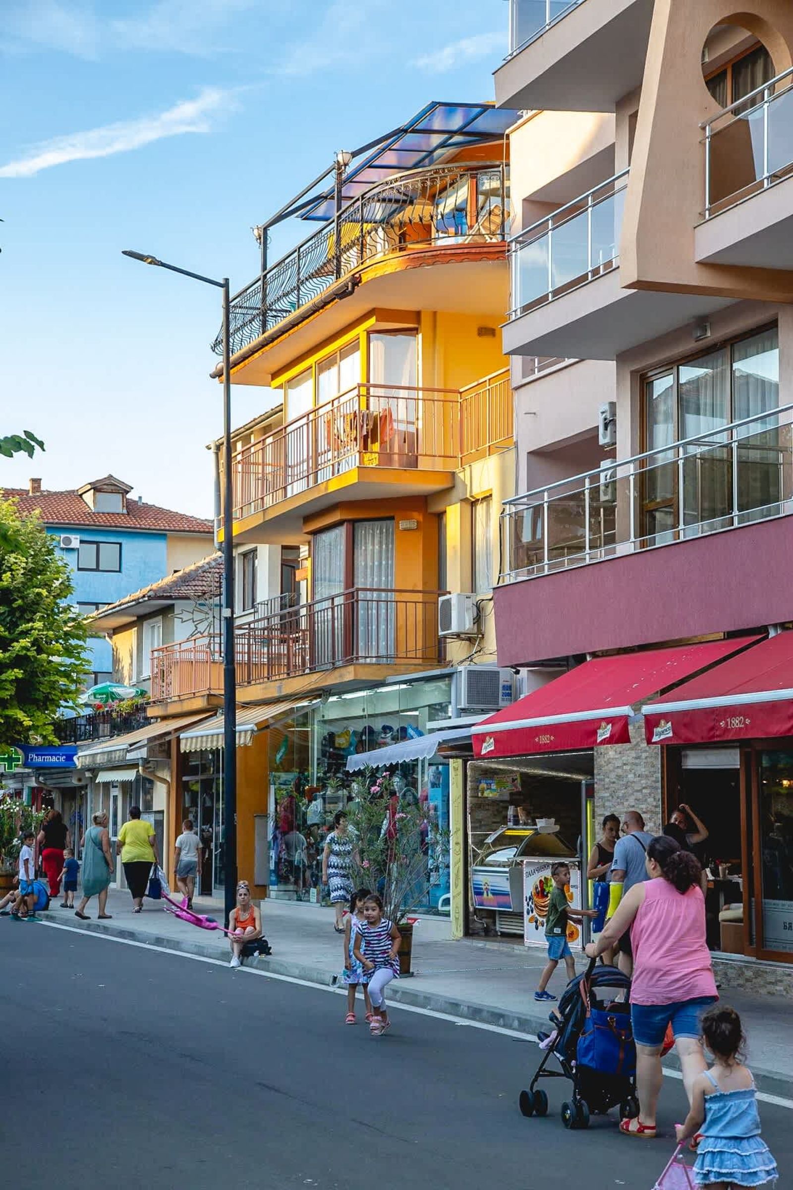 Nessebar's NEW Town TOP Centre 2-BDR Apartment - Photo 39