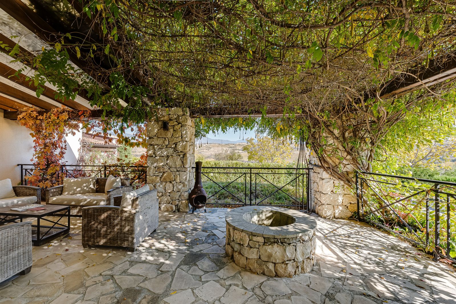 Zornitza Family Estate - Restaurant - Photo 7