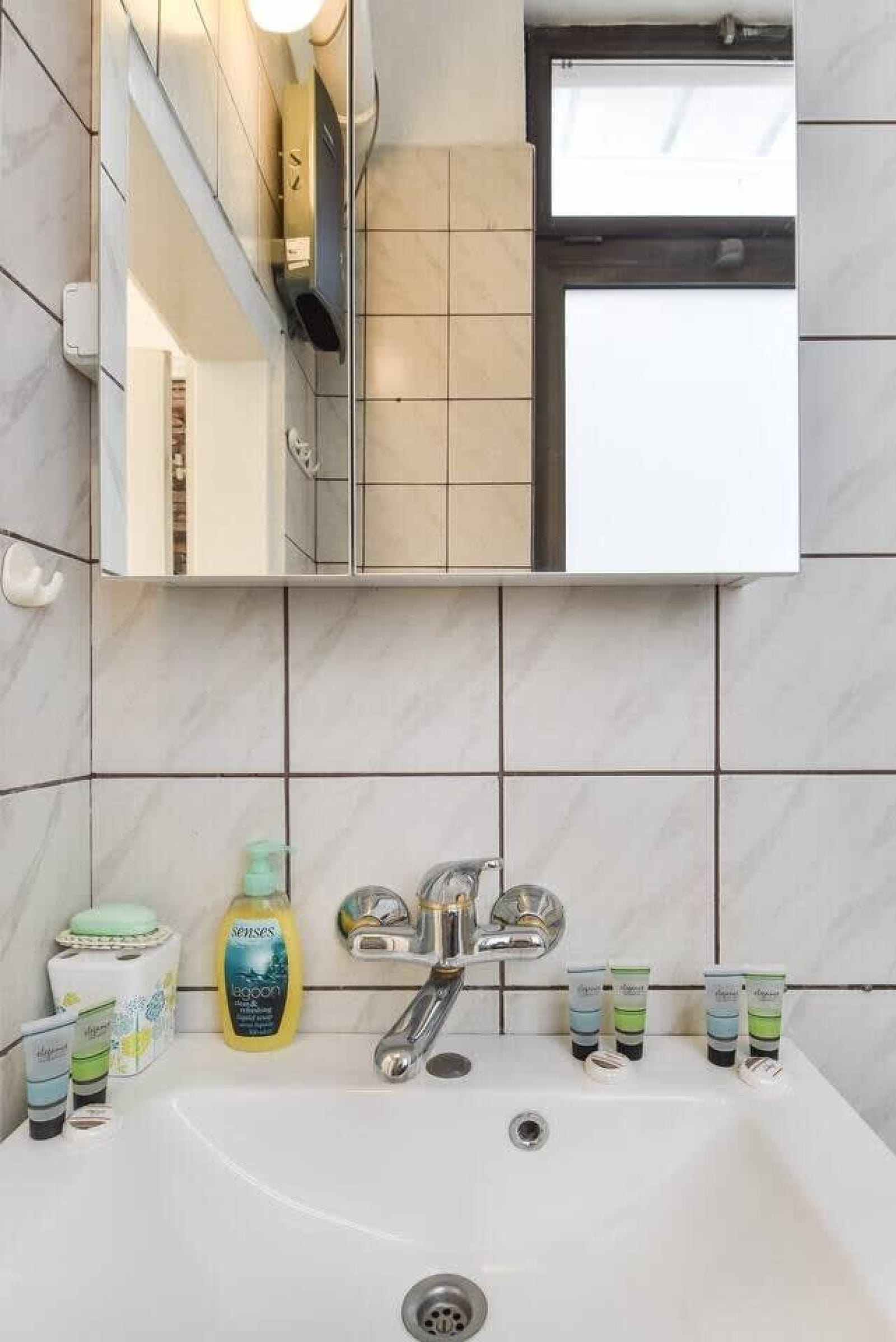 Historical Lion's Bridge 1-Bedroom Apartment - Photo 18