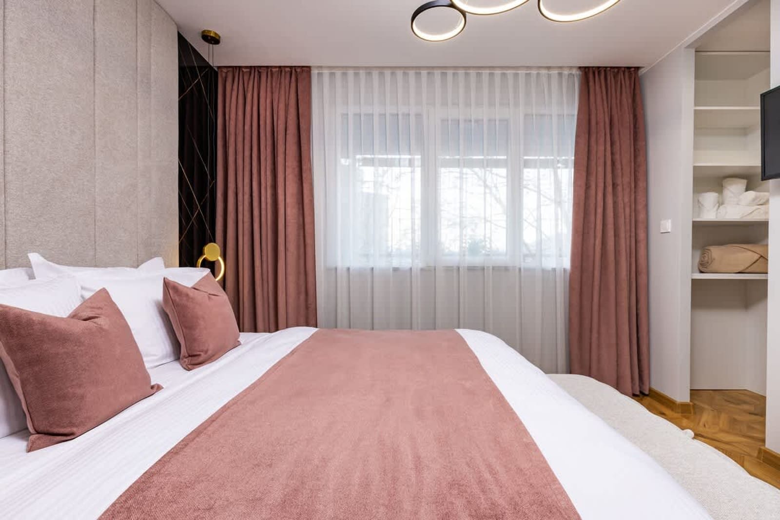 Happy People 2BD, Central Plovdiv - Photo 8