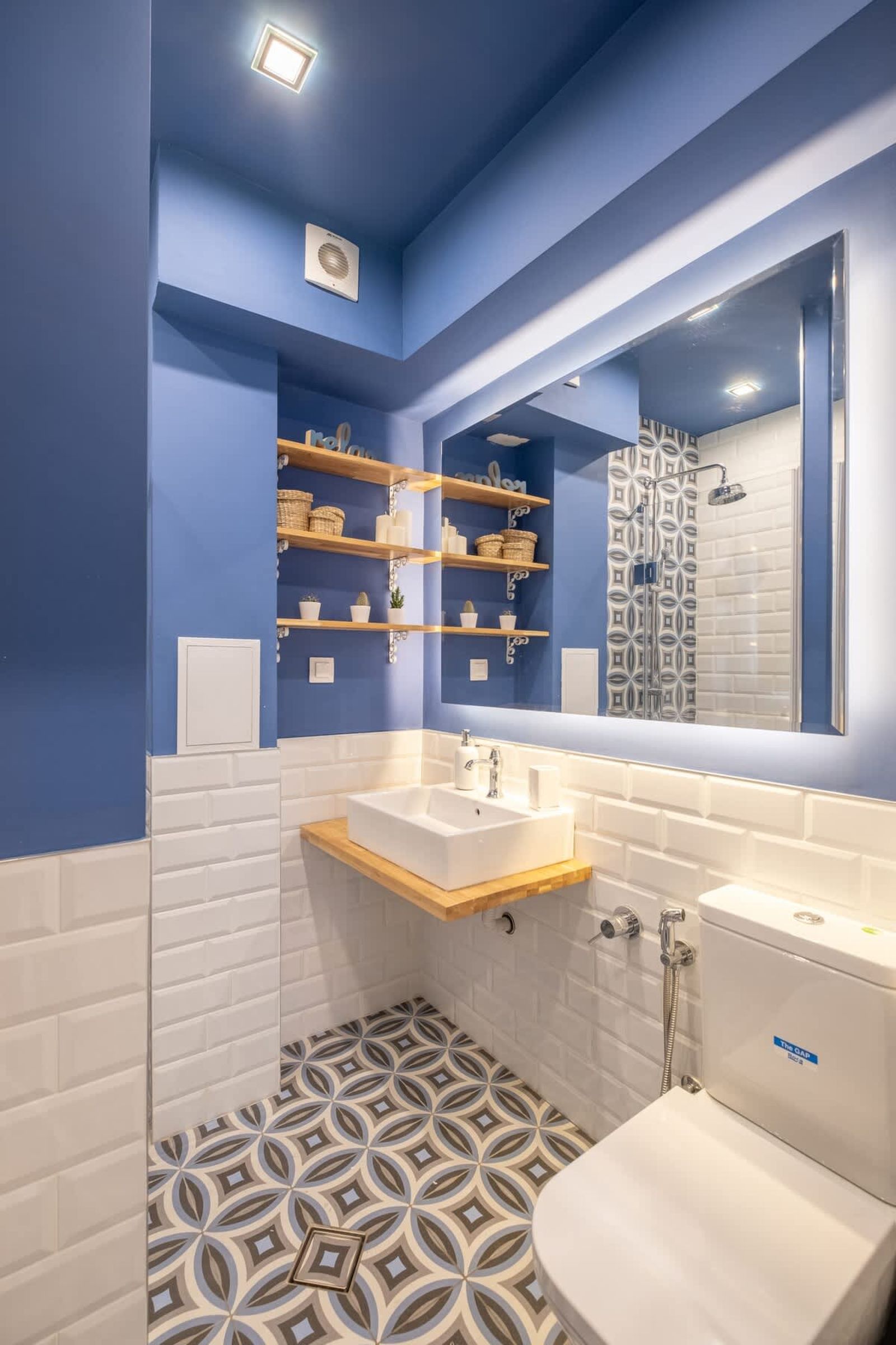 Designer &amp; Cozy 2BD Flat In the city center - Photo 34