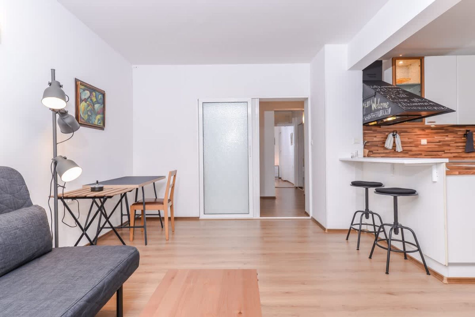 Eleganto - Central 2BD Stylish Apartment - Photo 10