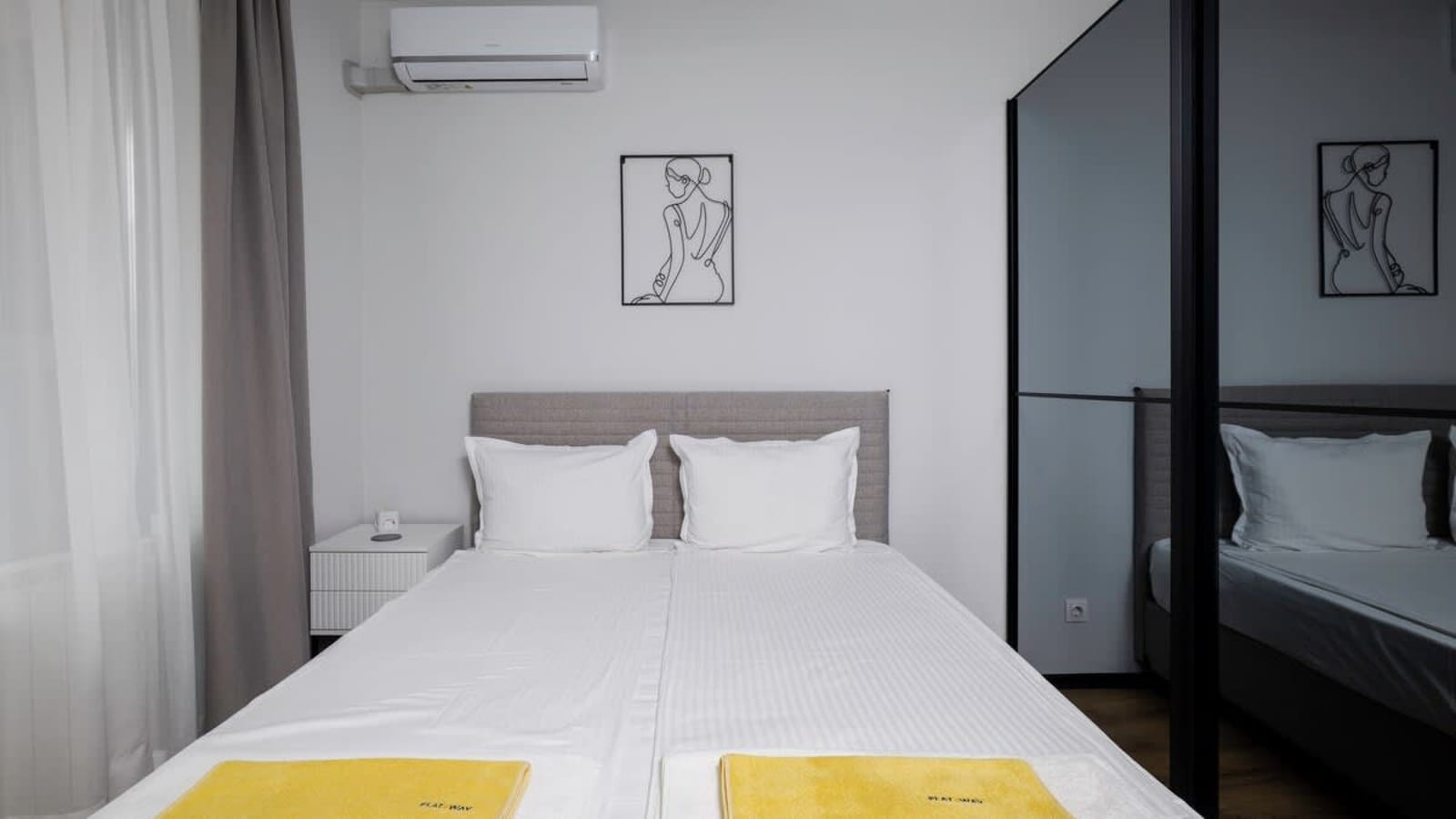 Fresh &amp; Modern Apartment with Balcony - Photo 14