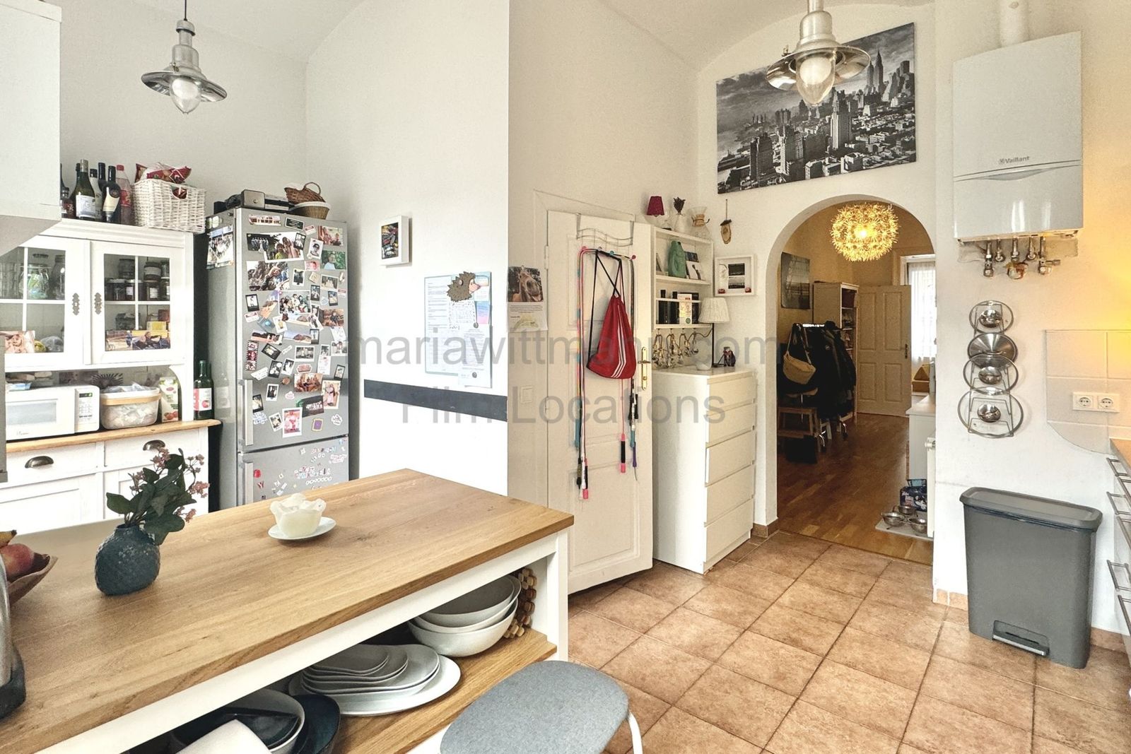 Bright Multi-Room Apartment with Open Plan Living - Photo 23