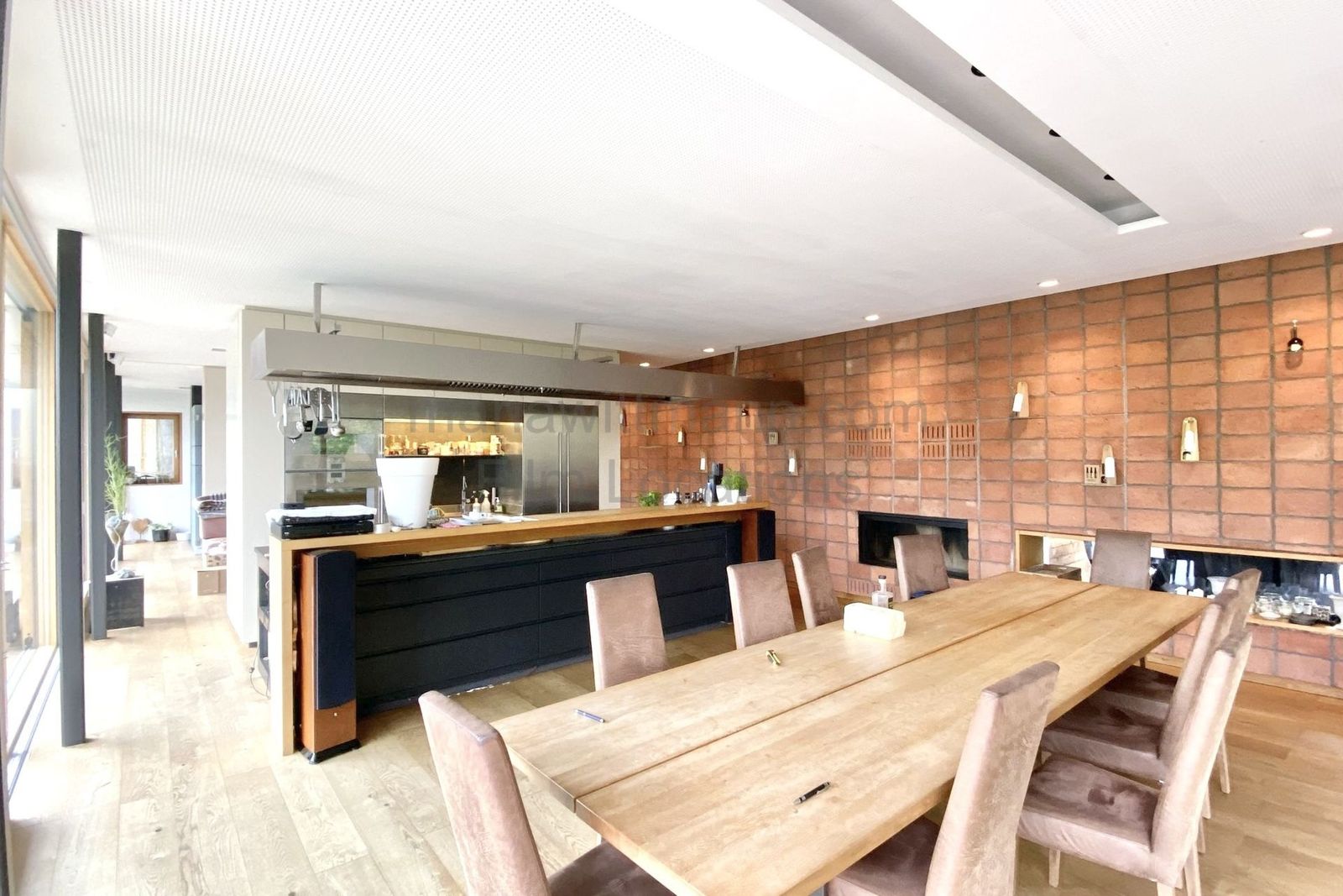 Location 256 - Photo 8