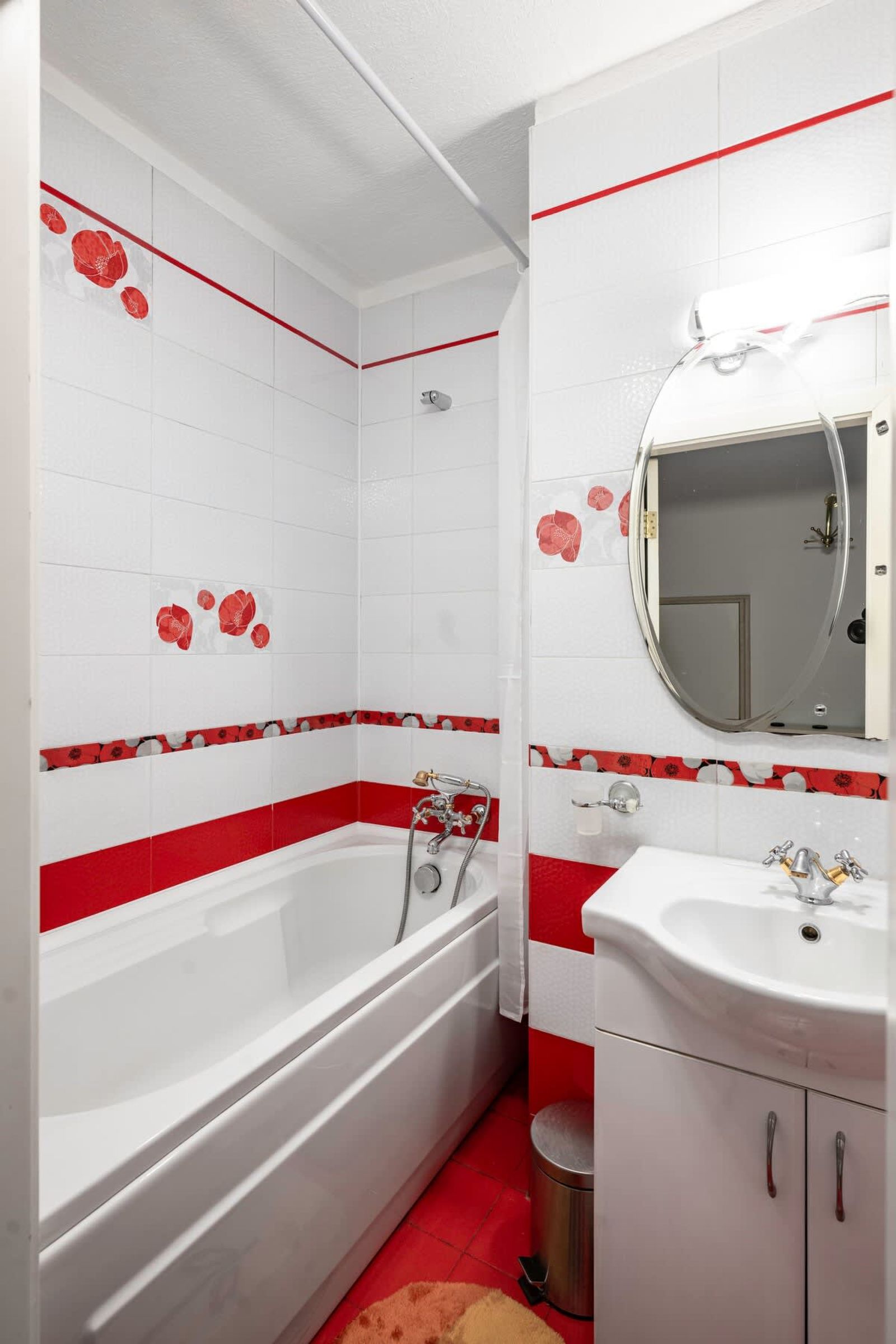 Cozy 2BD Apartment close to South Park - Photo 27