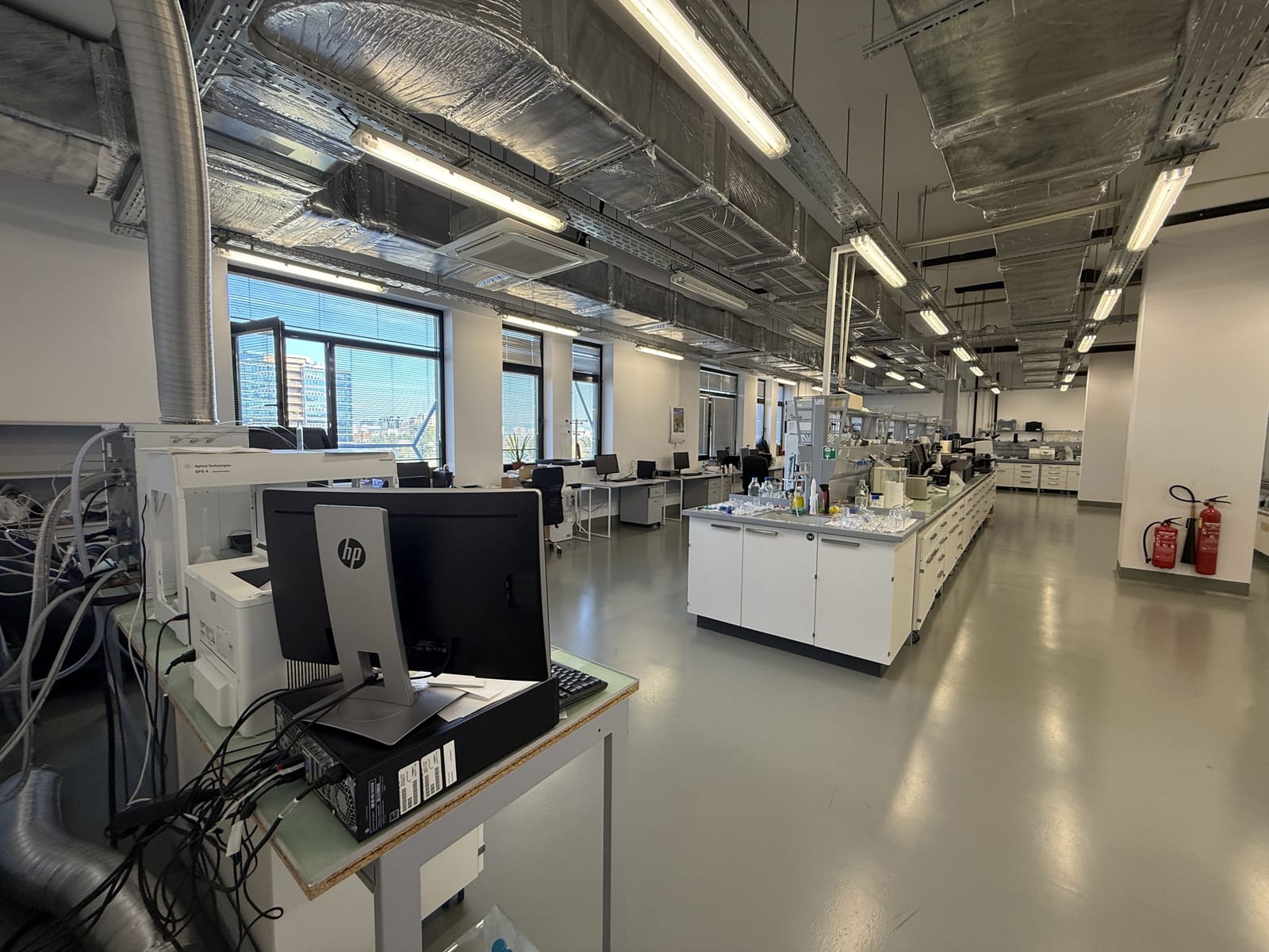 Modern Laboratory with a foyer in Sofia Bulgaria - Photo 53