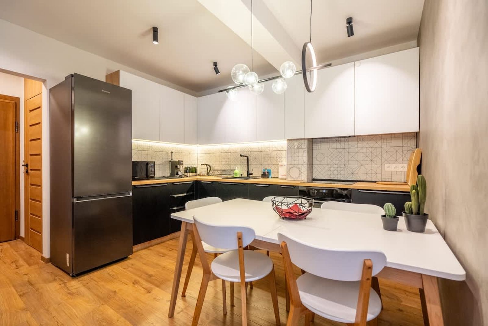 Arte Apartment - Photo 2