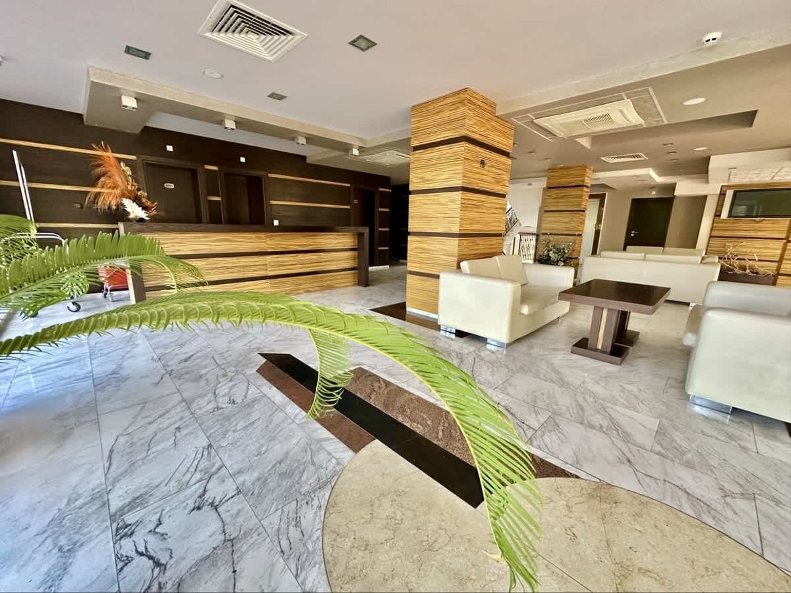 River Park Cozy Studio with pool view - Photo 24