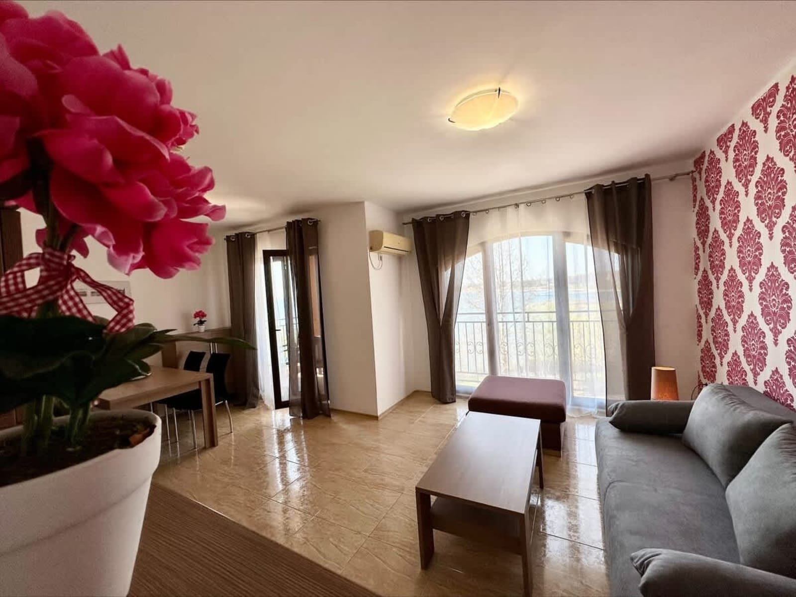 Cozy Aheloy  3 pokoje  Superior apartment - Photo 24