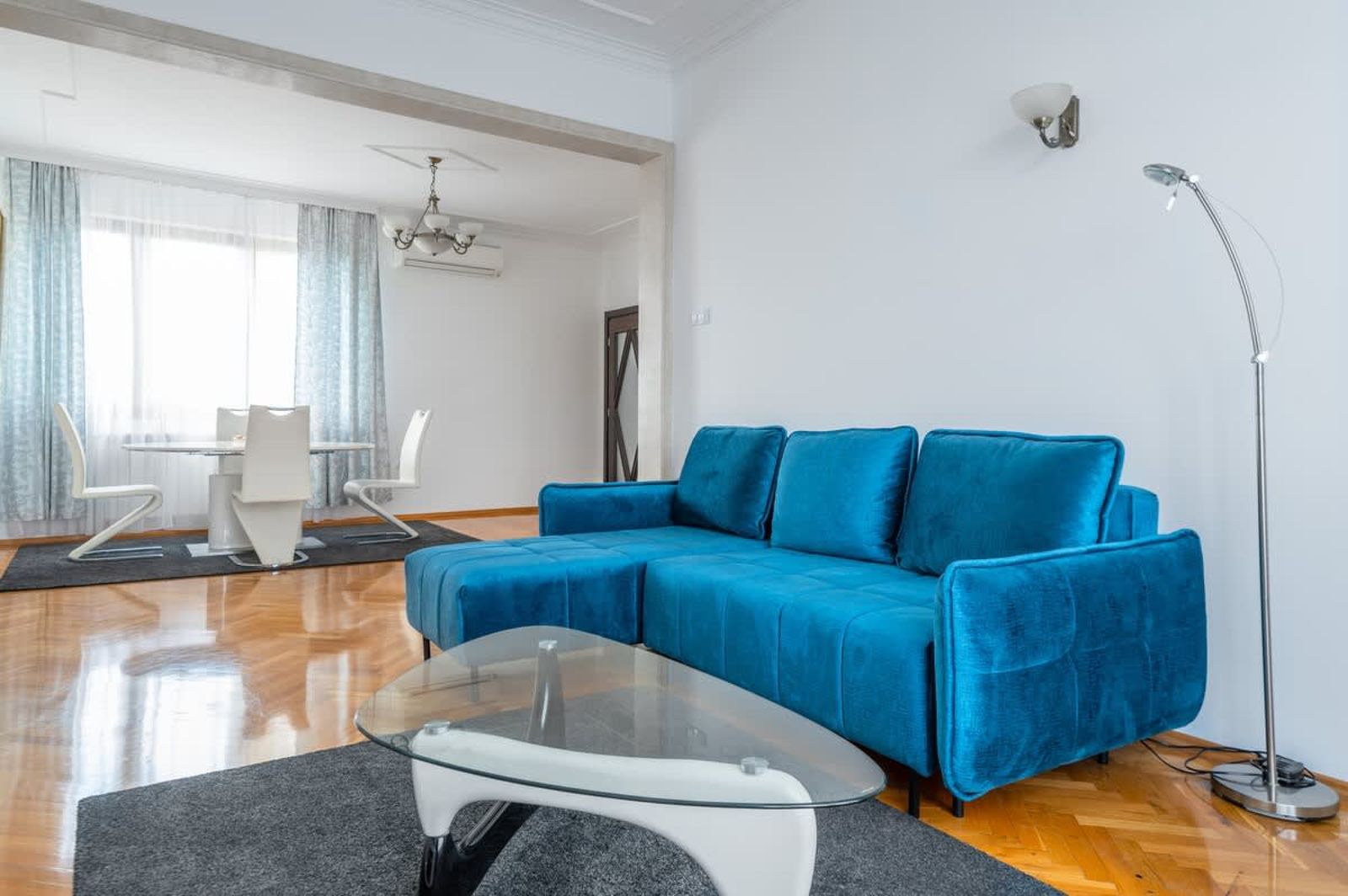 Vitosha Str 2BD White &amp; Blue Apt - Photo 8