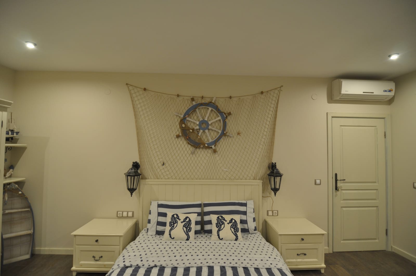 The Flower House - Photo 38