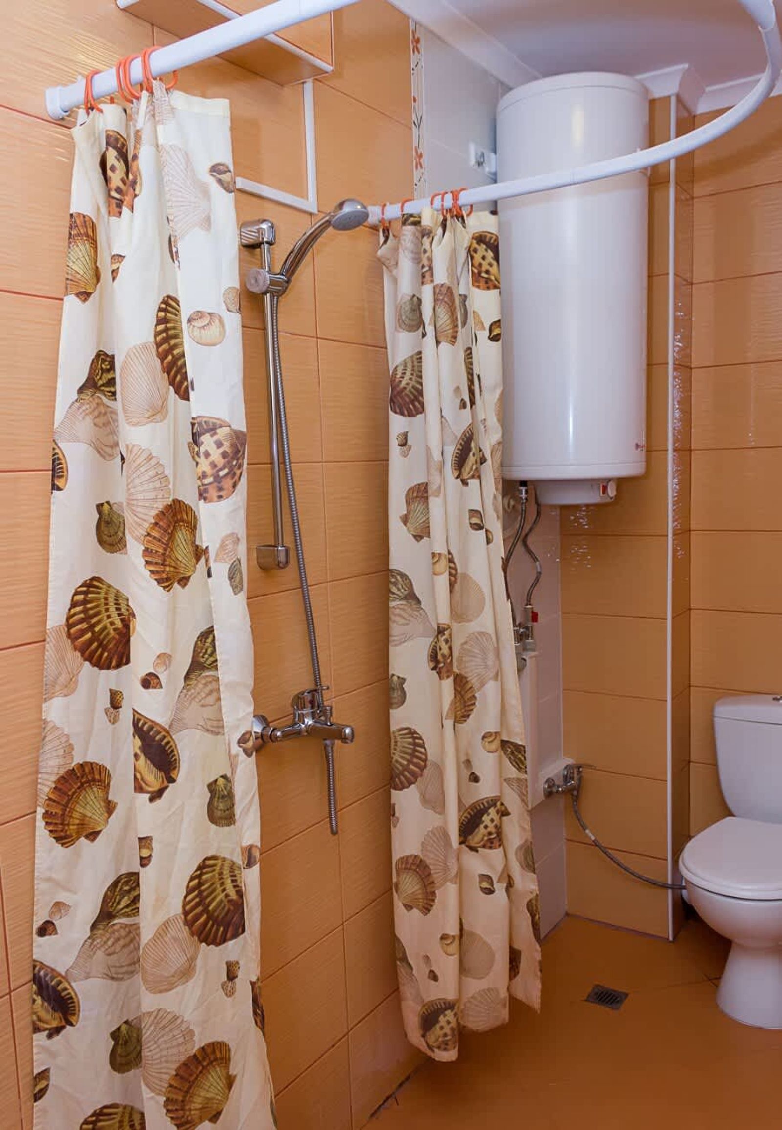 Golden Sands Best Location 1BD Flat - Photo 19