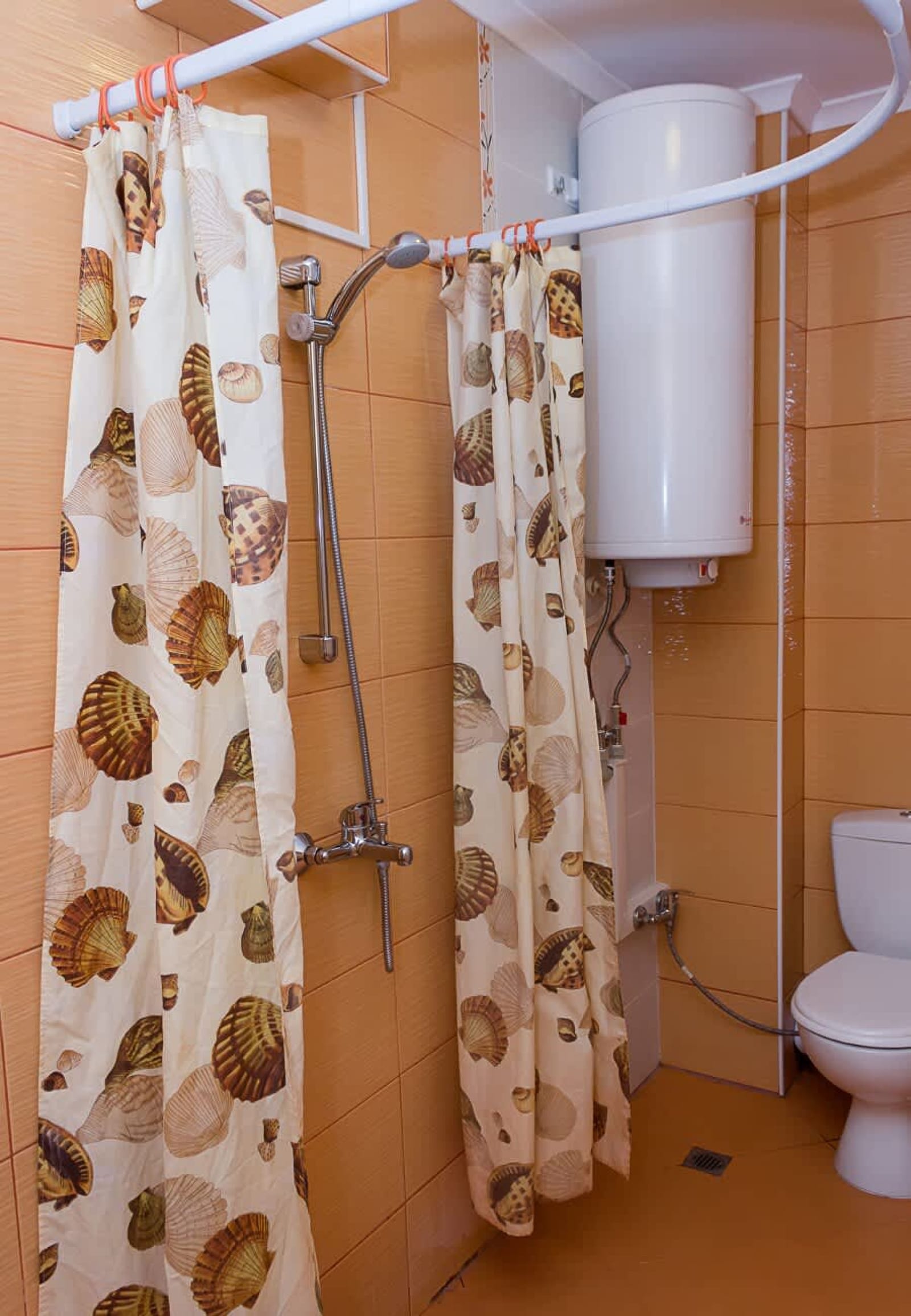 Golden Sands Best Location 1BD Flat - Photo 19