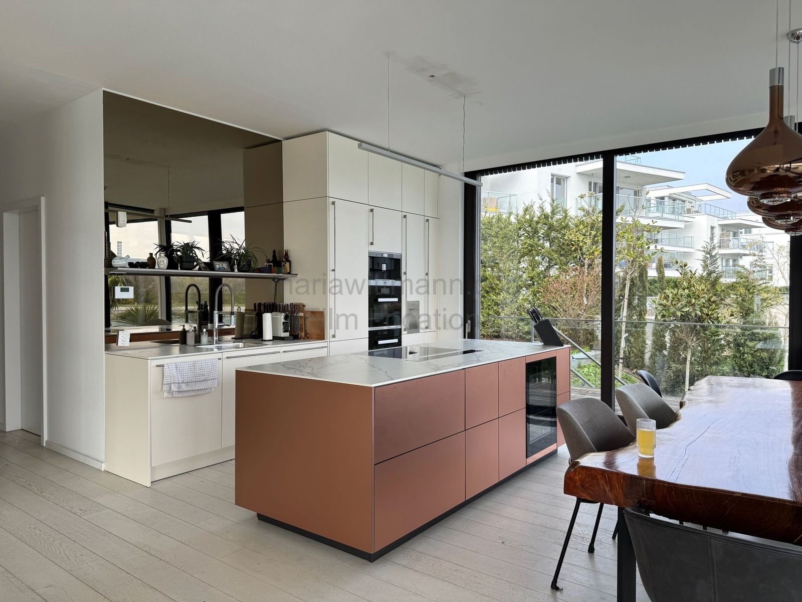 Location 485 - Photo 10