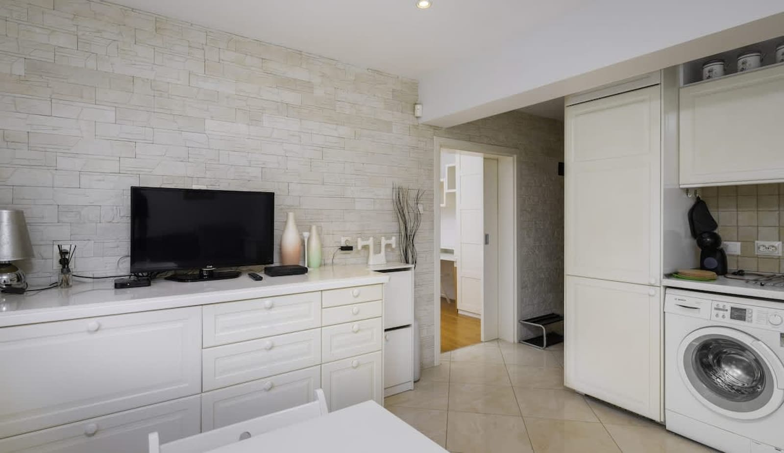 Bright &amp; Cozy 1BD Apartment close to South Park - Photo 5