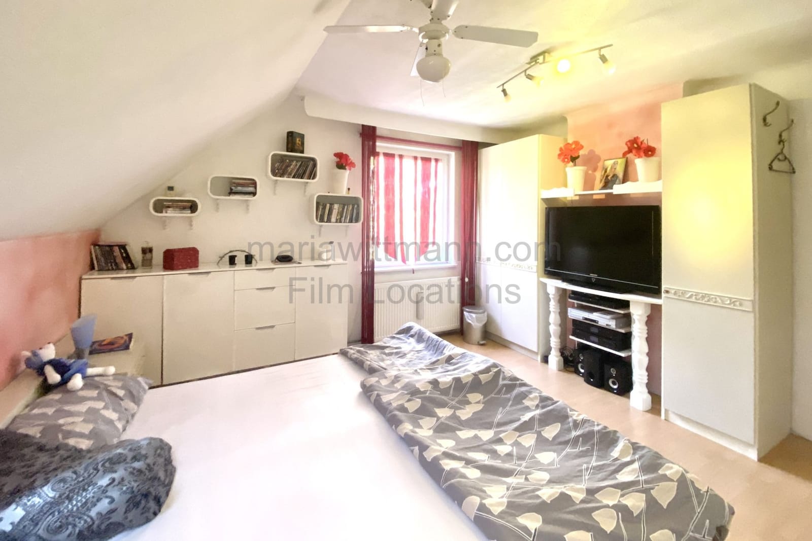 Location 243 - Photo 18