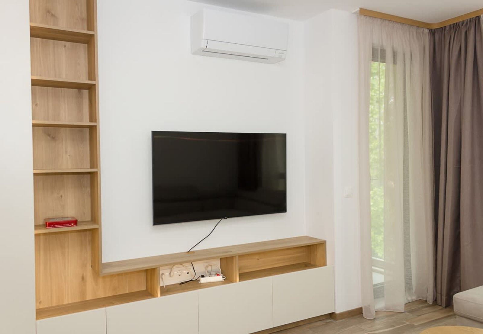 Flat In Azur Premium in St Constantine and Helena - Photo 9