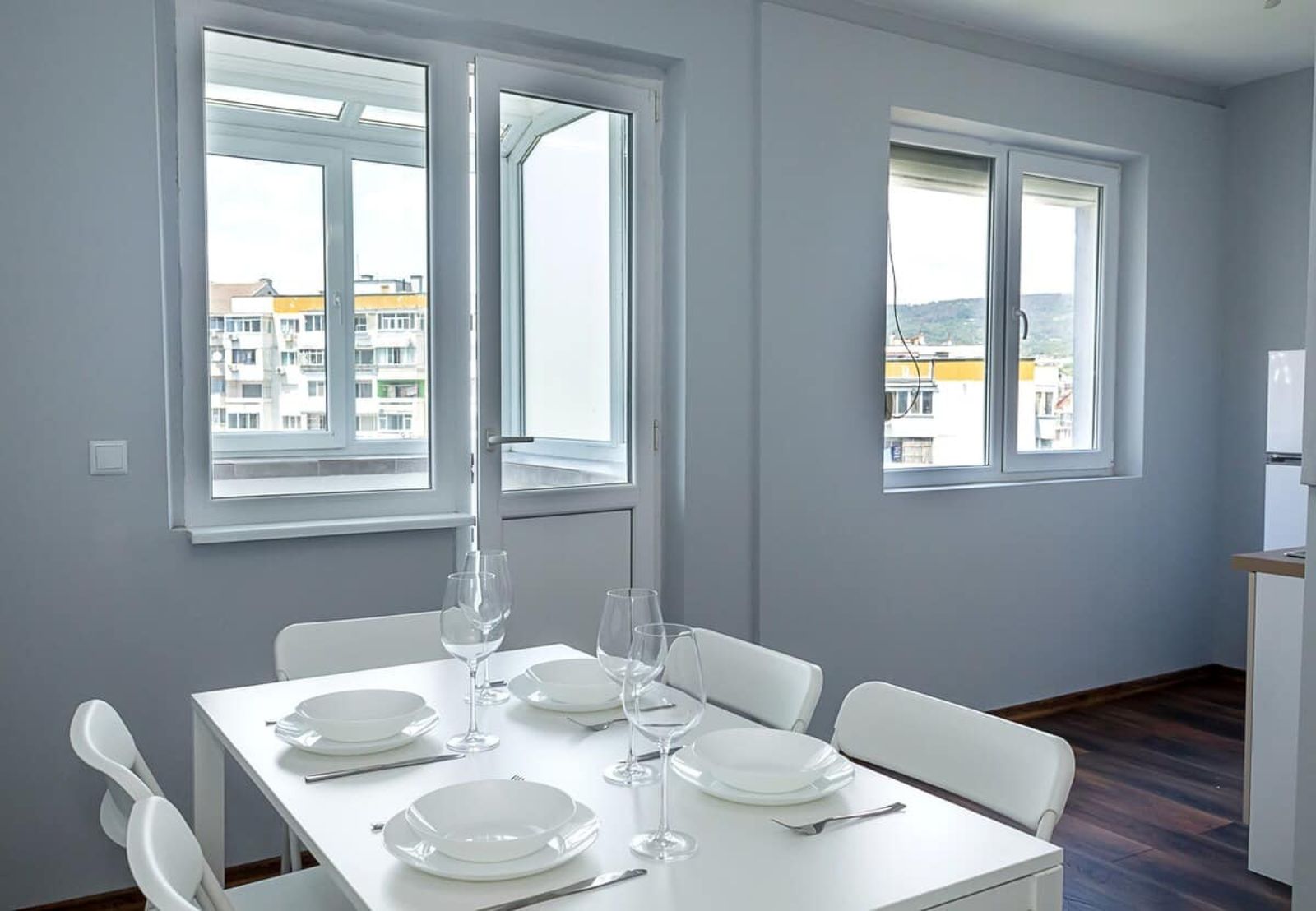 Bright &amp; Airy Flat with 2 Bedrooms – Urban peace - Photo 4